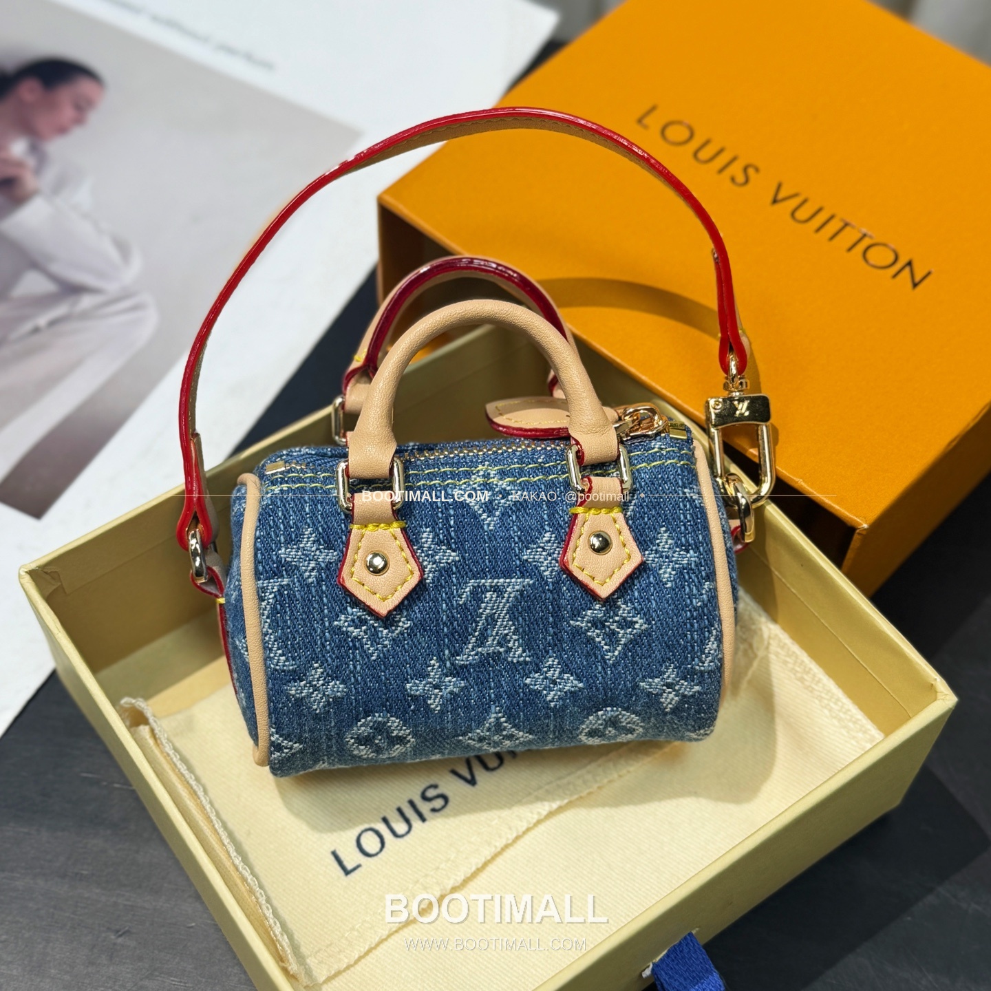 루이비통 LV x TM Micro Speedy 데님 체리 자수 체인 참 Louis Vuitton LV x TM Micro Speedy Denim Cherry Embroidery Chain Charm M02535 12