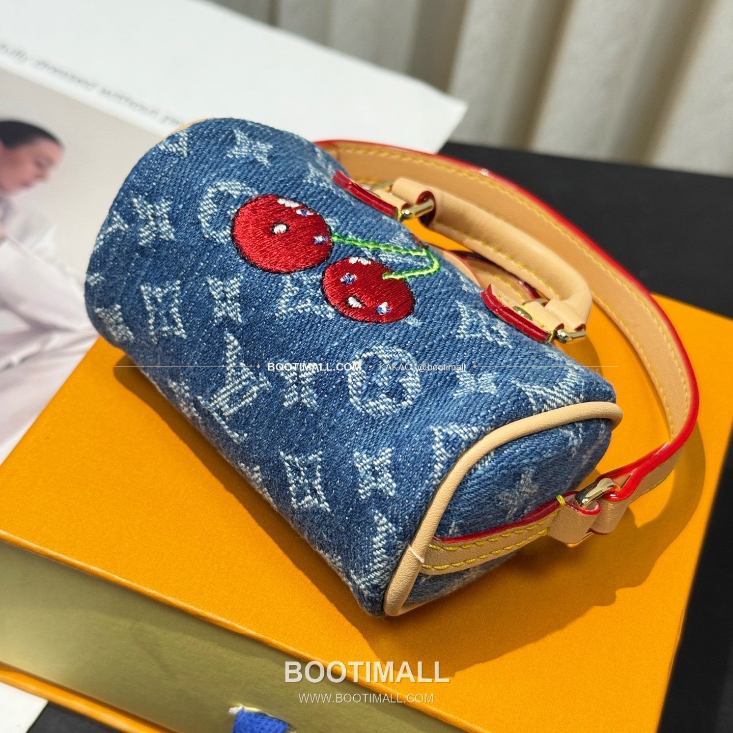 루이비통 LV x TM Micro Speedy 데님 체리 자수 체인 참 Louis Vuitton LV x TM Micro Speedy Denim Cherry Embroidery Chain Charm M02535 13