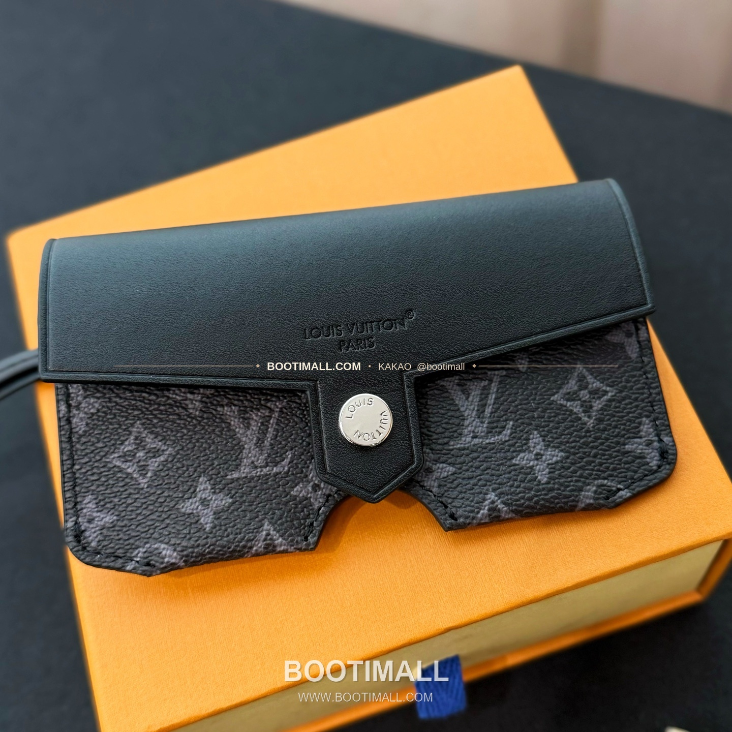 루이비통 모노그램 코팅 캔버스 레더 아이웨어 파우치 Louis Vuitton Monogram Coated Canvas Leather Eyewear Pouch M02580 4