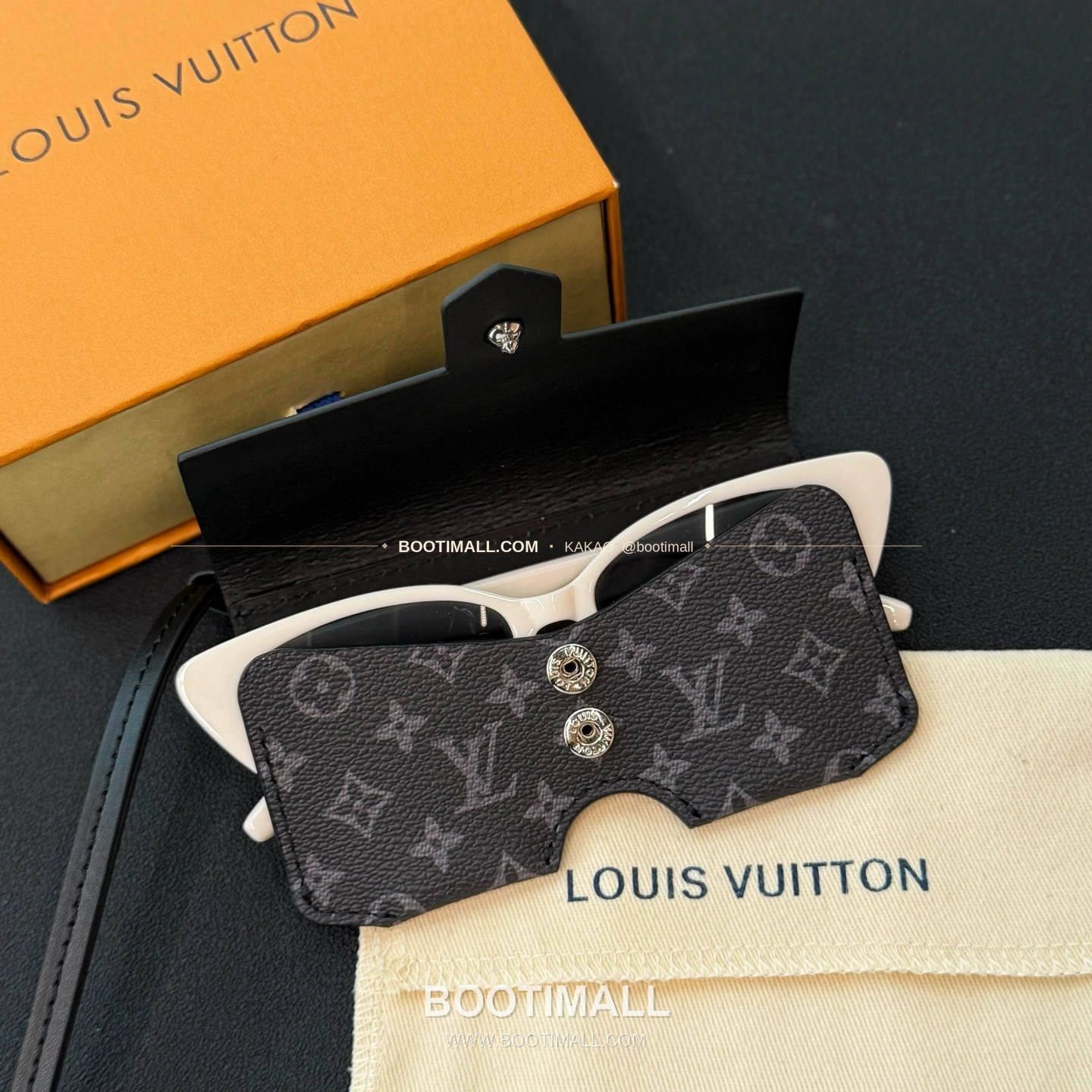루이비통 모노그램 코팅 캔버스 레더 아이웨어 파우치 Louis Vuitton Monogram Coated Canvas Leather Eyewear Pouch M02580 9