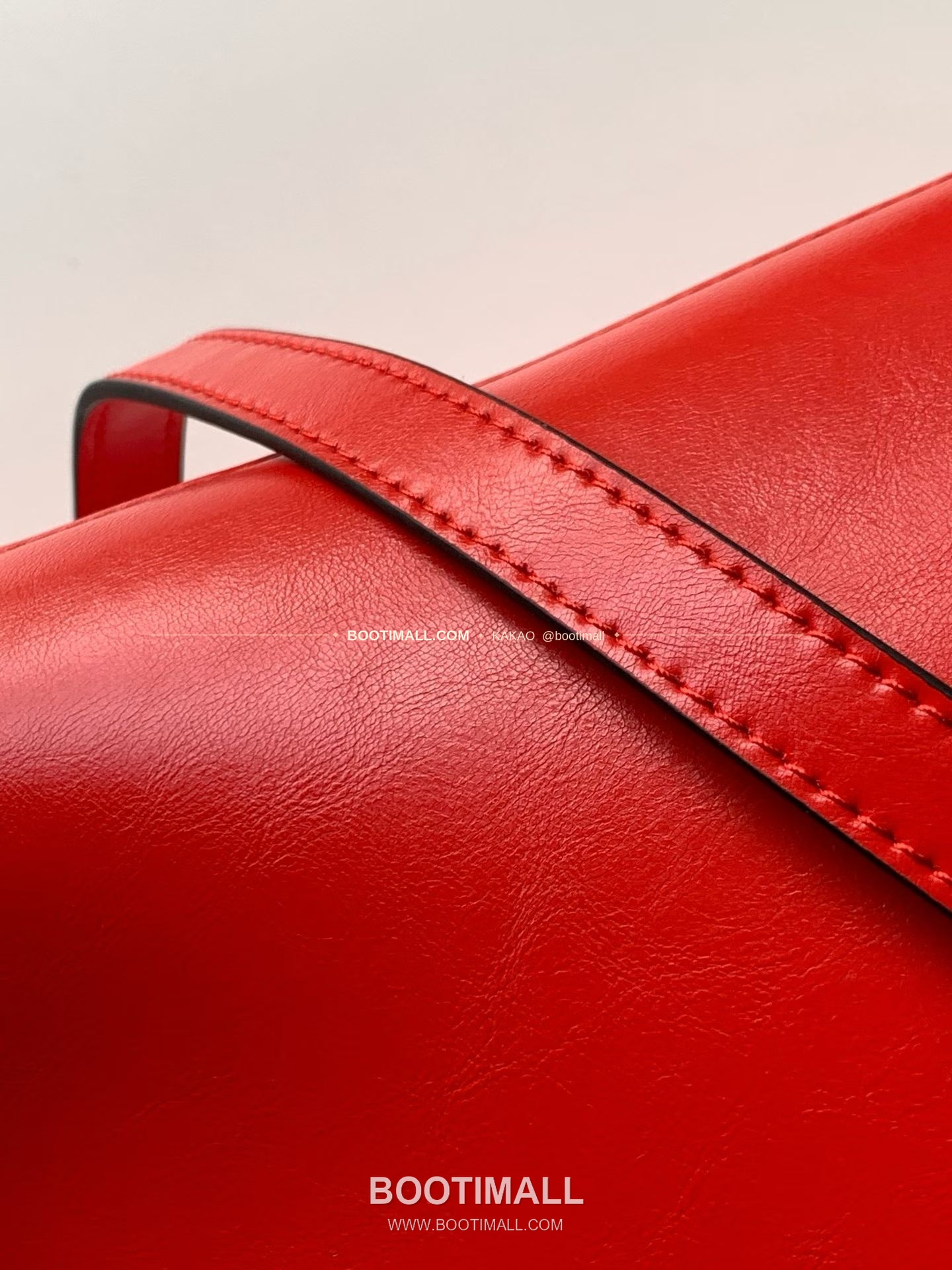 지방시 Pinch 레더 골드 클립 숄더백 Givenchy Pinch Leather Gold Clip Shoulder Bag 19051 32cm 6