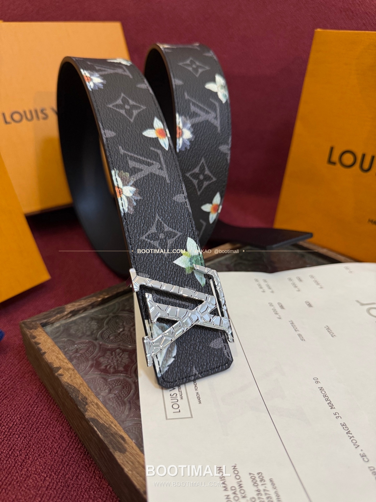 루이비통 LV 이니셜 모노그램 플라워 캔버스 리버서블 벨트 Louis Vuitton LV Initiales Monogram Flower Canvas Reversible Belt 2
