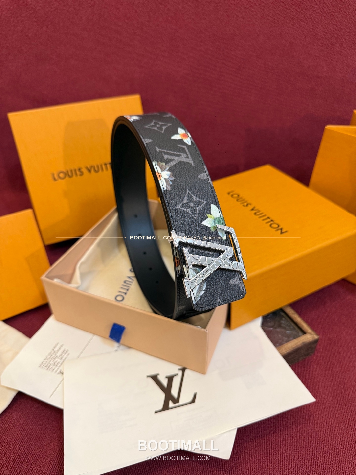 루이비통 LV 이니셜 모노그램 플라워 캔버스 리버서블 벨트 Louis Vuitton LV Initiales Monogram Flower Canvas Reversible Belt 5