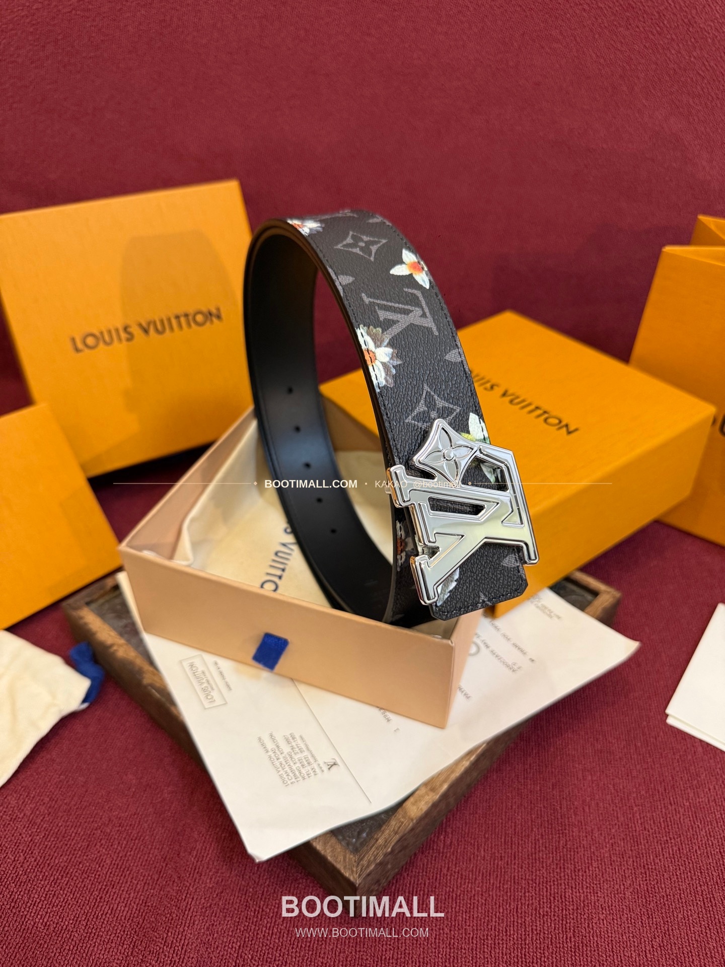 루이비통 LV 이니셜 모노그램 플라워 캔버스 리버서블 벨트 Louis Vuitton LV Initiales Monogram Flower Canvas Reversible Belt 4