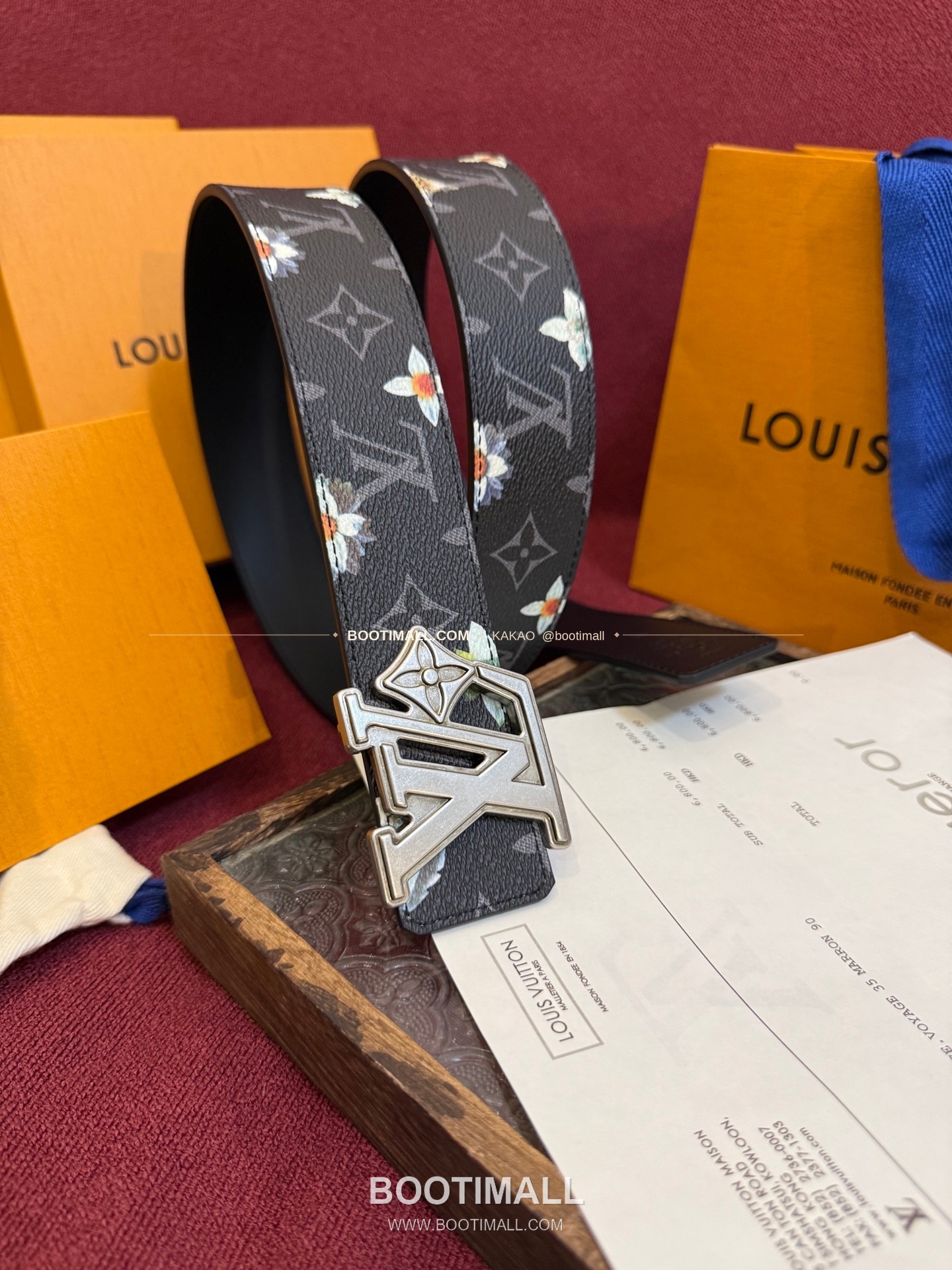 루이비통 LV 이니셜 모노그램 플라워 캔버스 리버서블 벨트 Louis Vuitton LV Initiales Monogram Flower Canvas Reversible Belt 1