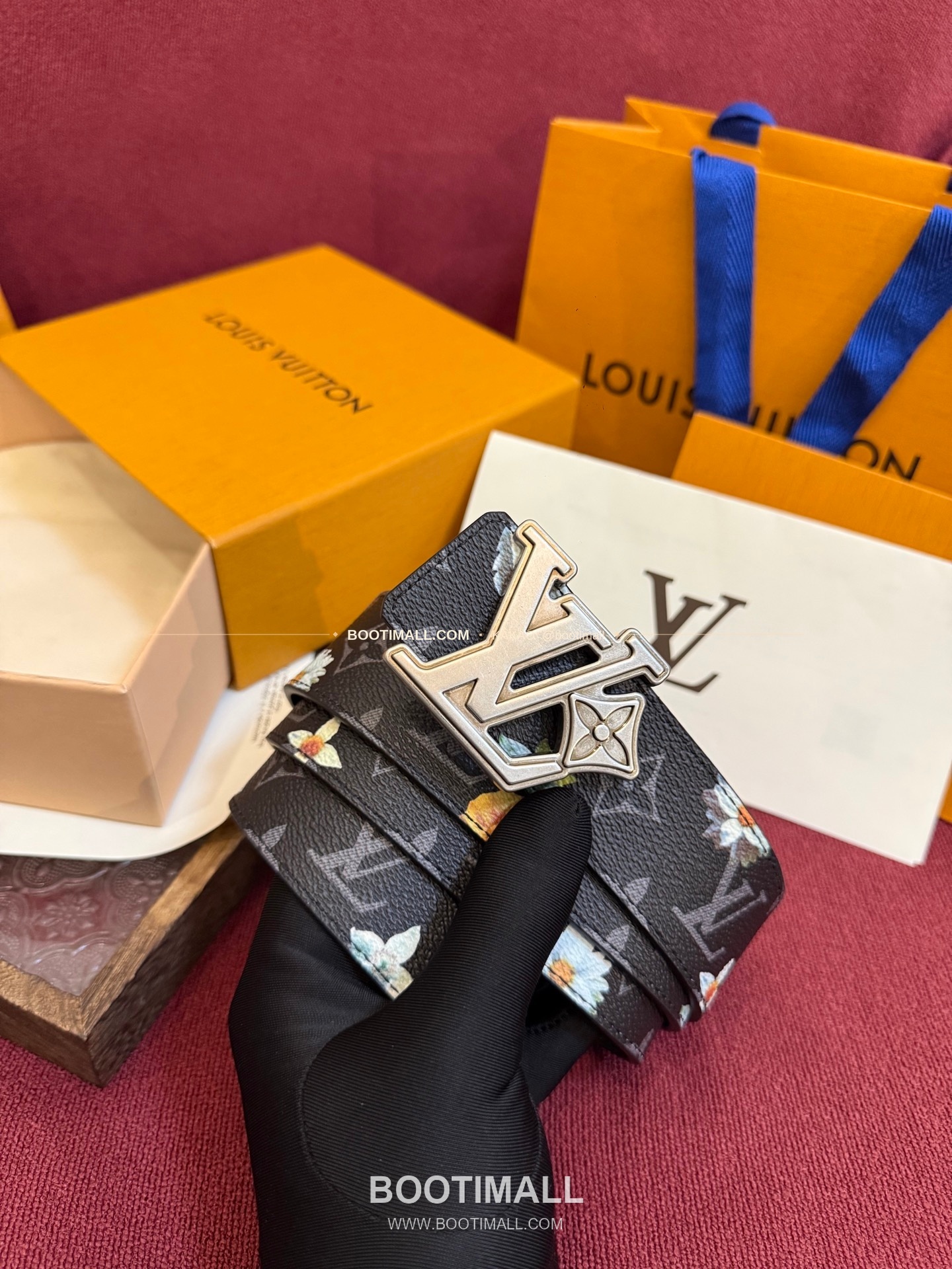 루이비통 LV 이니셜 모노그램 플라워 캔버스 리버서블 벨트 Louis Vuitton LV Initiales Monogram Flower Canvas Reversible Belt 5