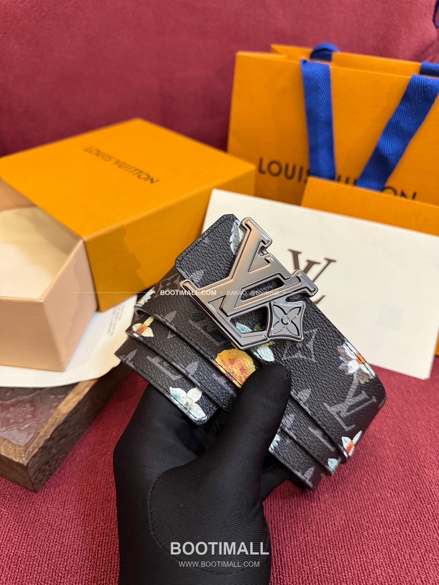 루이비통 LV 이니셜 모노그램 플라워 캔버스 리버서블 벨트 Louis Vuitton LV Initiales Monogram Flower Canvas Reversible Belt 3