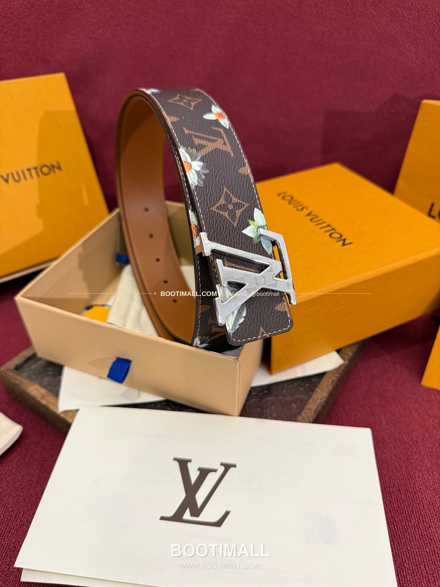 루이비통 LV 이니셜 모노그램 플라워 캔버스 리버서블 벨트 Louis Vuitton LV Initiales Monogram Flower Canvas Reversible Belt 5