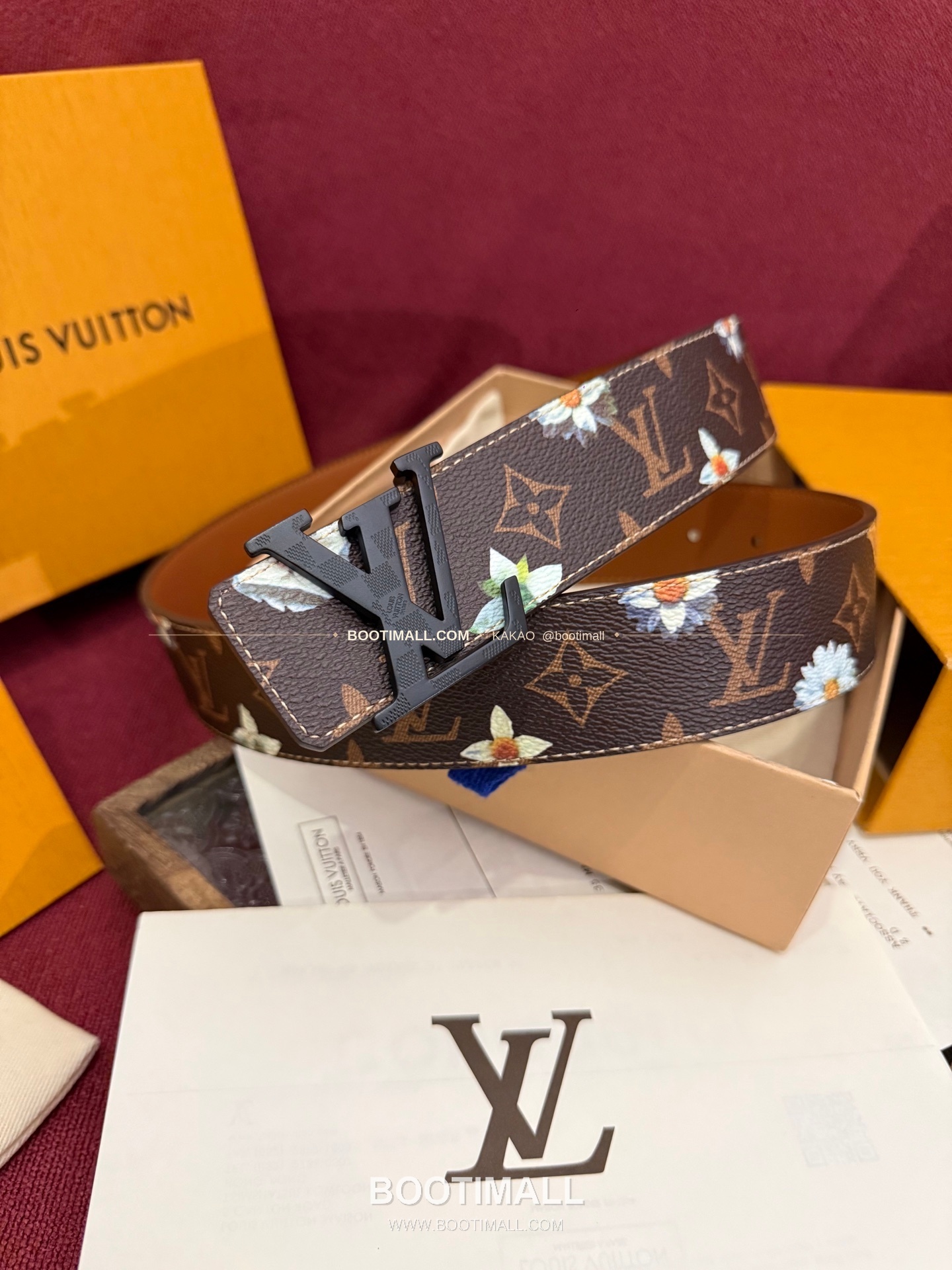 루이비통 LV 이니셜 모노그램 플라워 캔버스 리버서블 벨트 Louis Vuitton LV Initiales Monogram Flower Canvas Reversible Belt 4