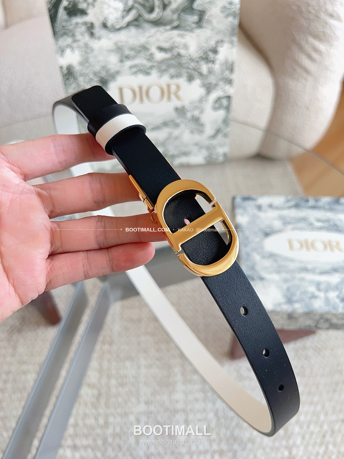 디올 20 몽테뉴 카프스킨 CD 버클 리버서블 블랙 아이보리 벨트 Dior 20 Montaigne Calfskin CD Buckle Reversible Black Ivory Belt 3