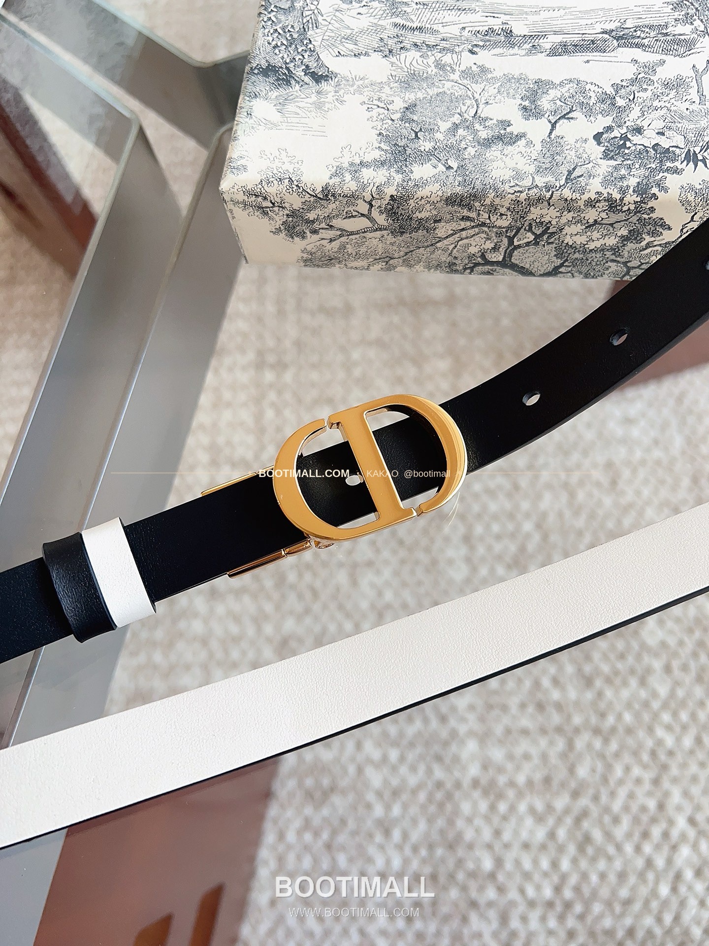 디올 20 몽테뉴 카프스킨 CD 버클 리버서블 블랙 아이보리 벨트 Dior 20 Montaigne Calfskin CD Buckle Reversible Black Ivory Belt 7