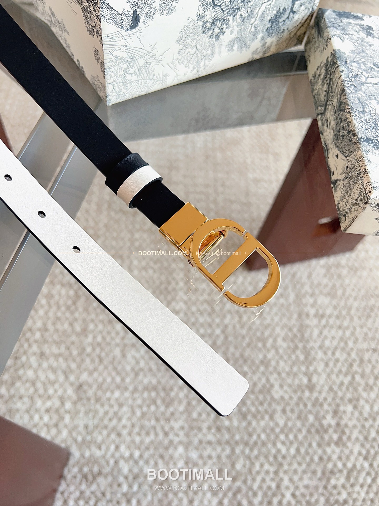 디올 20 몽테뉴 카프스킨 CD 버클 리버서블 블랙 아이보리 벨트 Dior 20 Montaigne Calfskin CD Buckle Reversible Black Ivory Belt 8