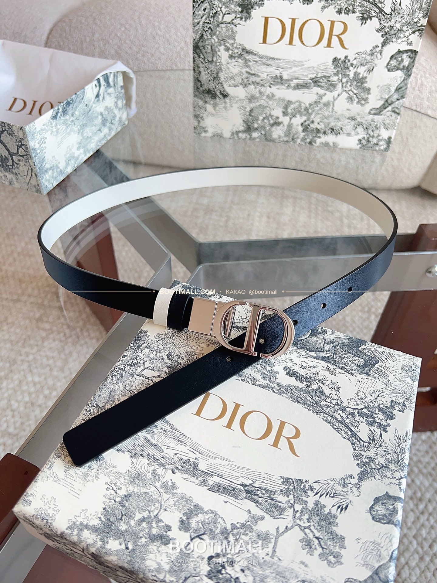 디올 20 몽테뉴 카프스킨 CD 버클 리버서블 블랙 아이보리 벨트 Dior 20 Montaigne Calfskin CD Buckle Reversible Black Ivory Belt 8
