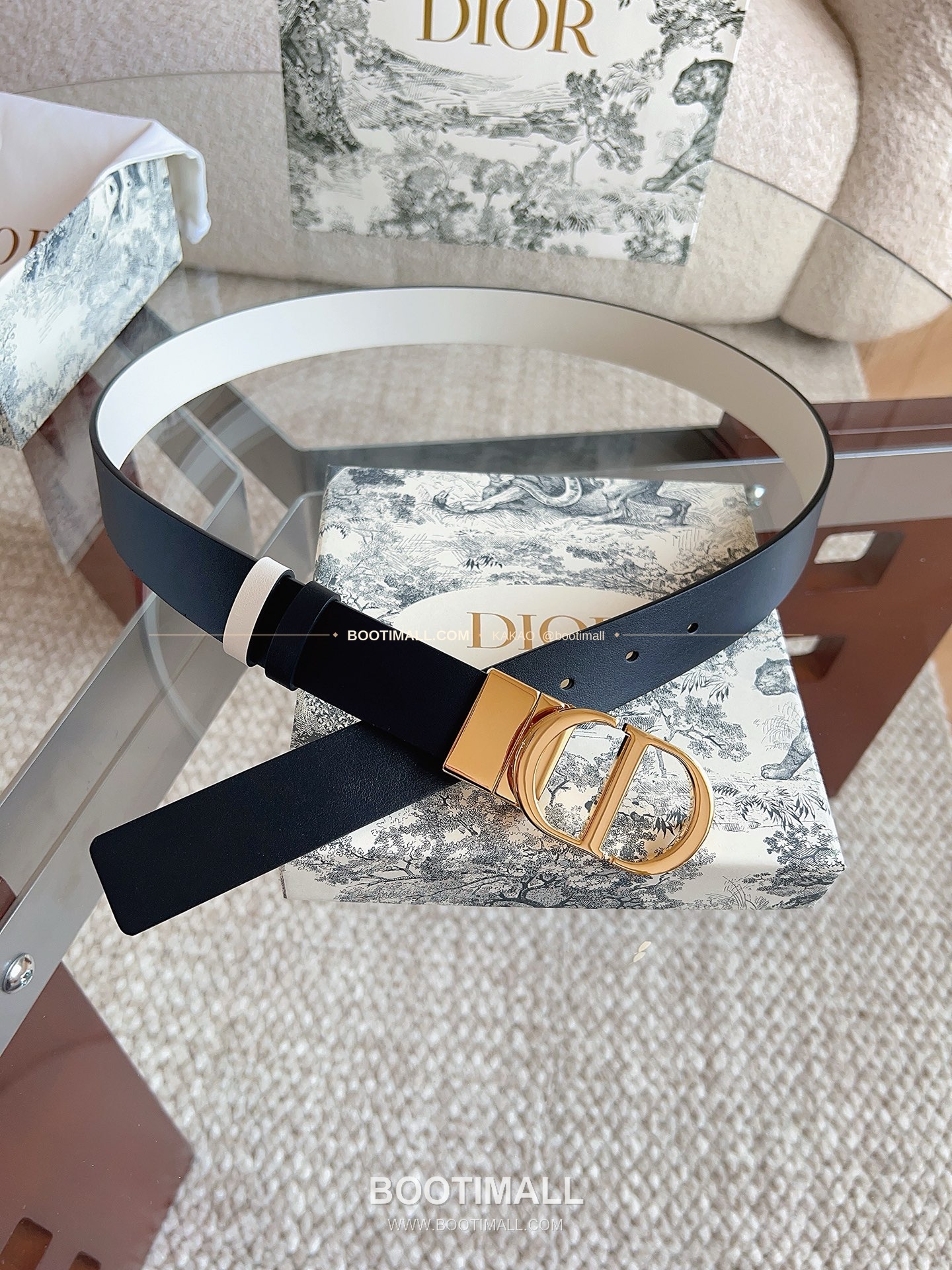디올 30 몽테뉴 카프스킨 CD 버클 리버서블 블랙 아이보리 벨트 Dior 30 Montaigne Calfskin CD Buckle Reversible Black Ivory Belt 8
