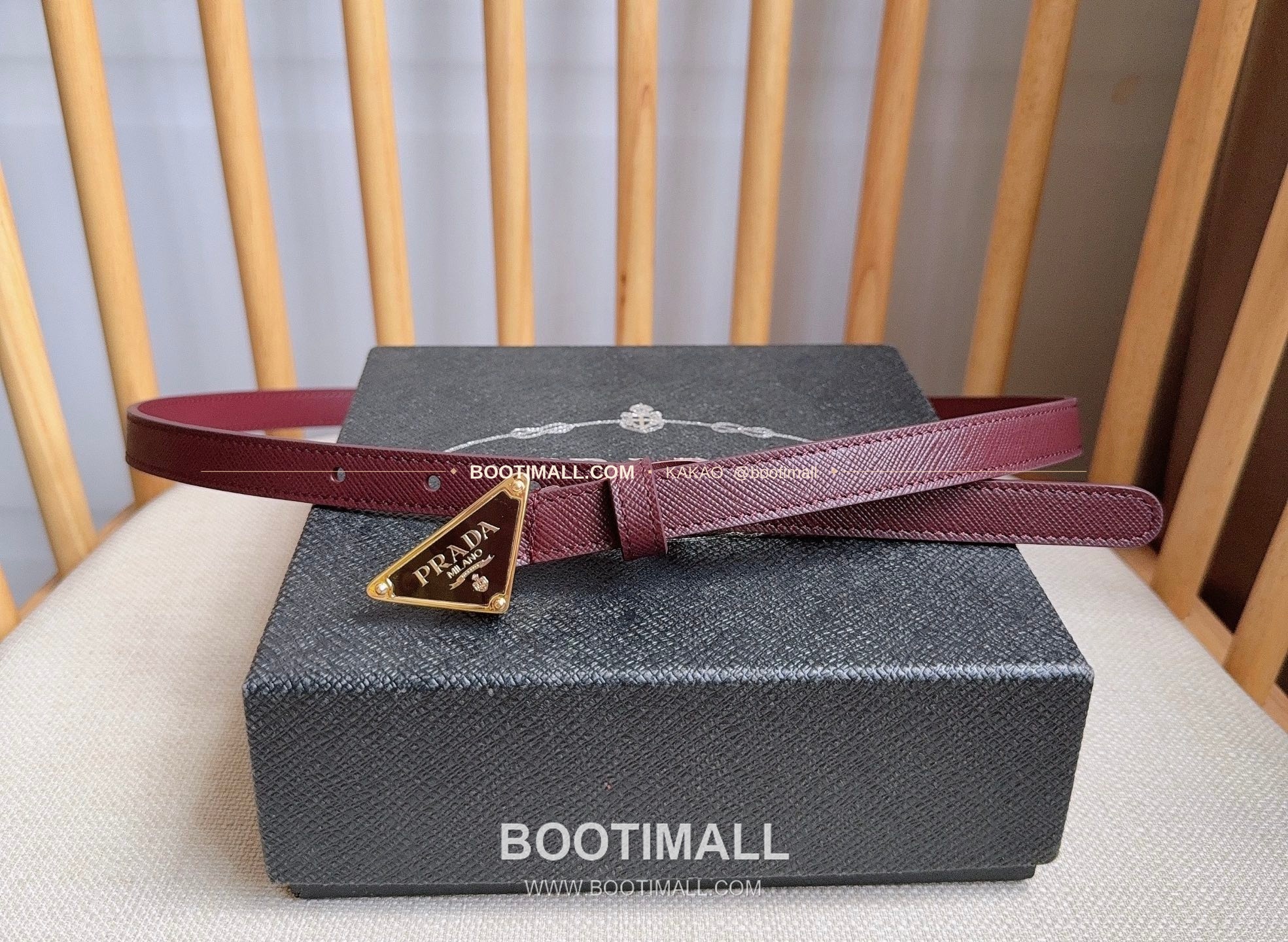 프라다 사피아노 레더 트라이앵글 버클 슬림 벨트 Prada Saffiano Leather Triangle Buckle Slim Belt 1.5cm 4