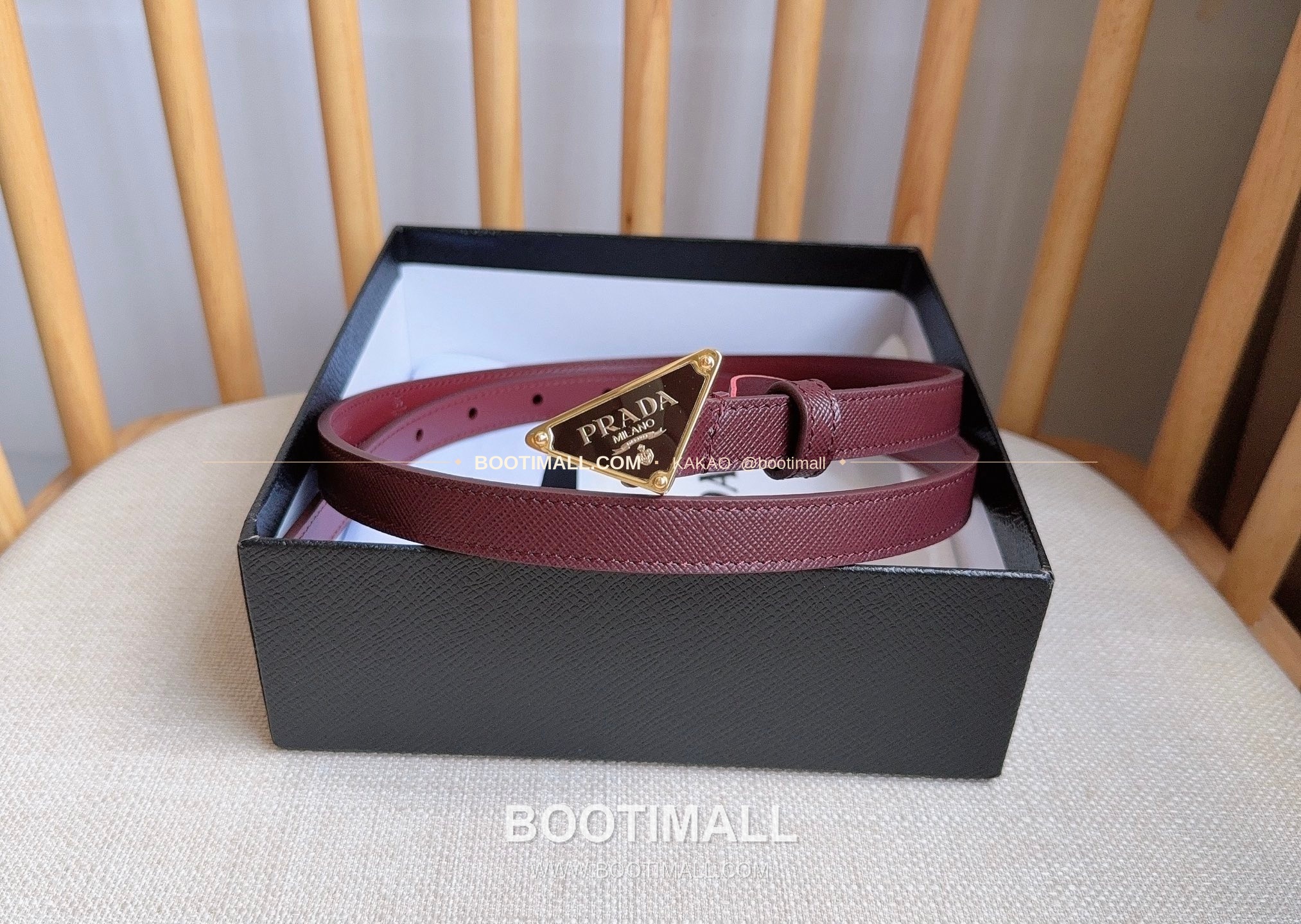 프라다 사피아노 레더 트라이앵글 버클 슬림 벨트 Prada Saffiano Leather Triangle Buckle Slim Belt 1.5cm 5