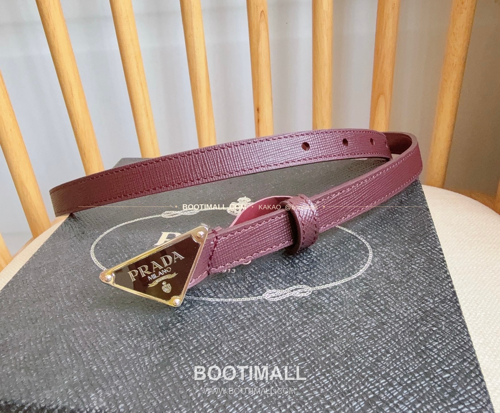 프라다 사피아노 레더 트라이앵글 버클 슬림 벨트 Prada Saffiano Leather Triangle Buckle Slim Belt 1.5cm 2