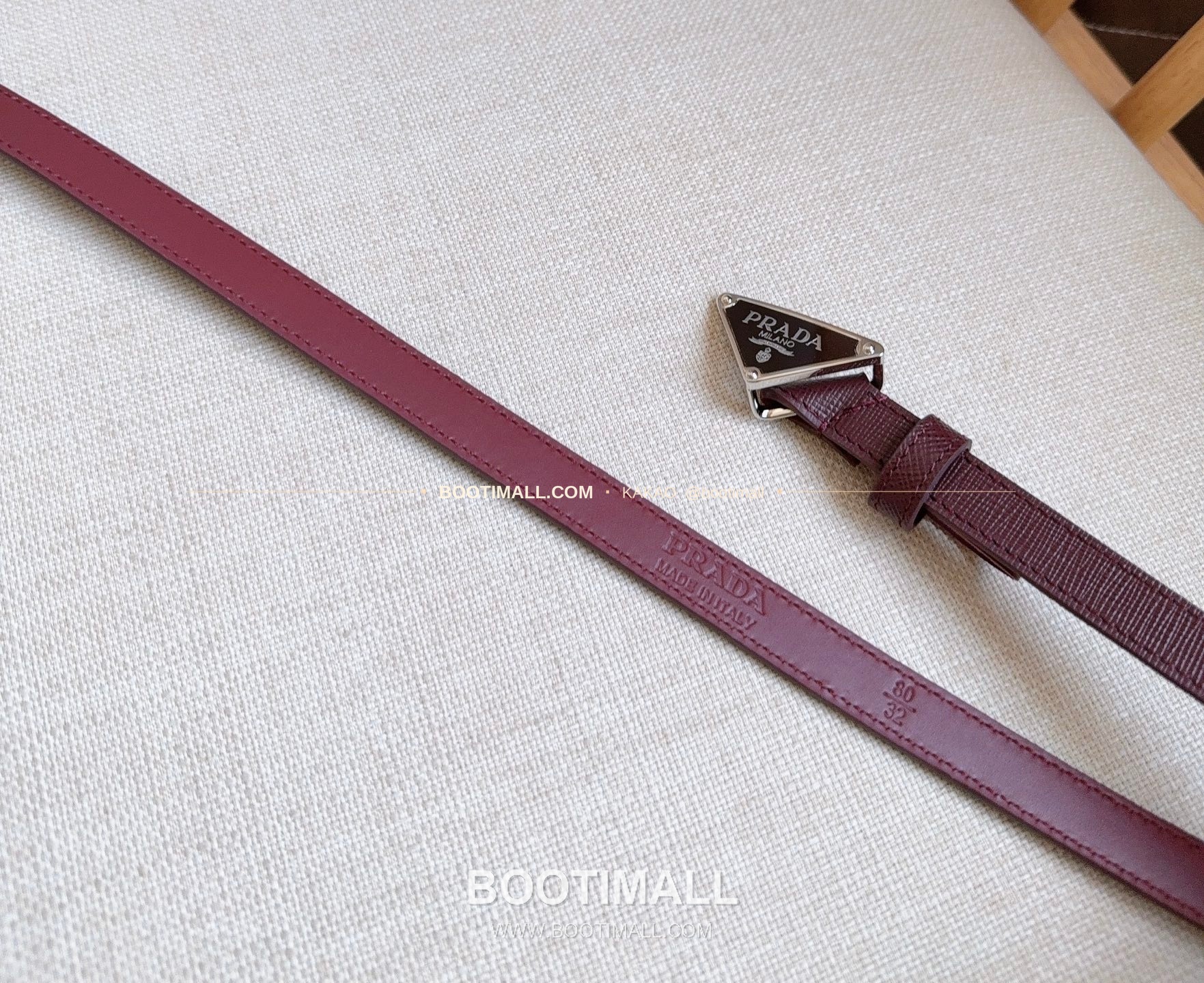 프라다 사피아노 레더 트라이앵글 버클 슬림 벨트 Prada Saffiano Leather Triangle Buckle Slim Belt 1.5cm 3