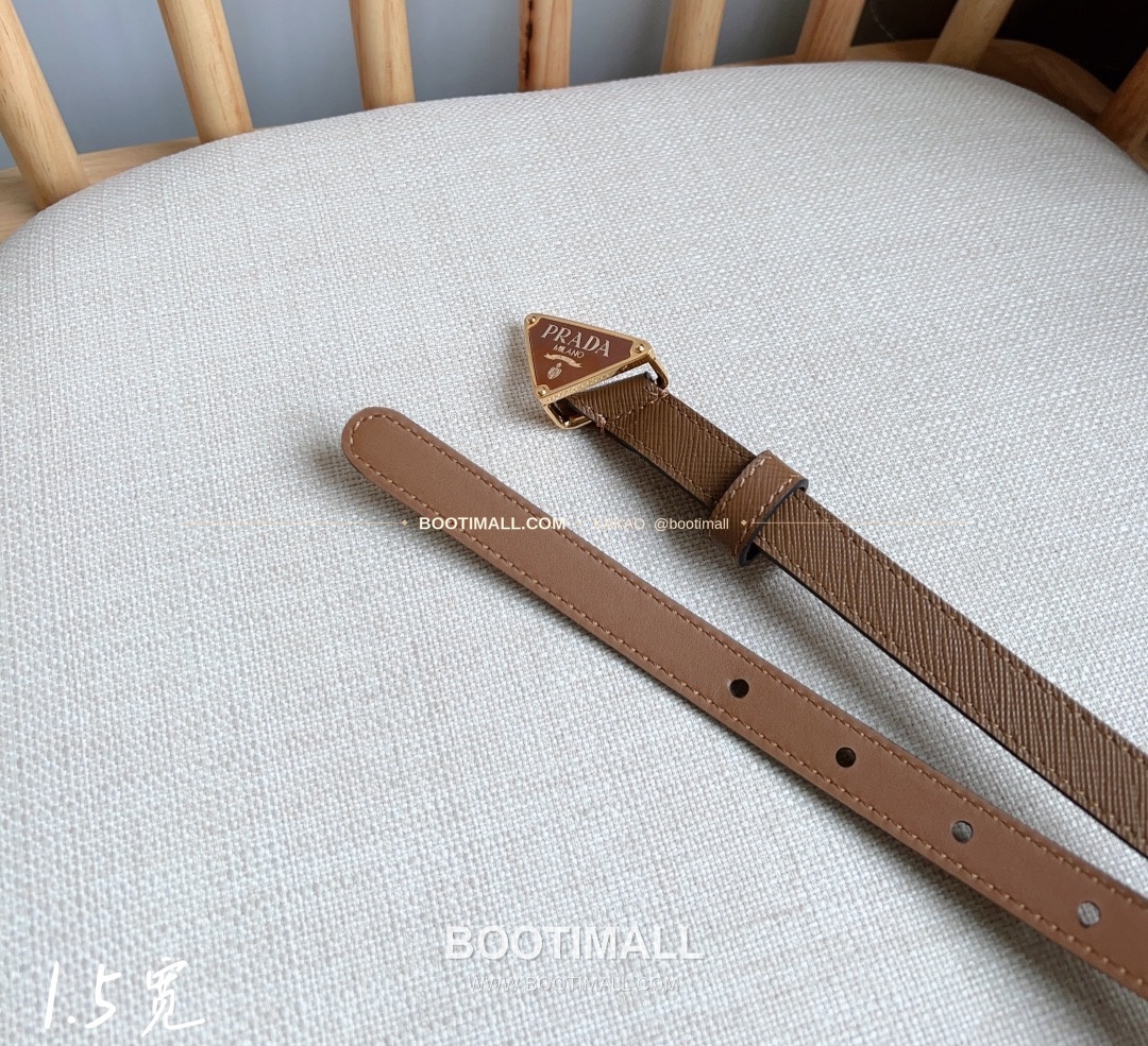 프라다 사피아노 레더 트라이앵글 버클 슬림 벨트 Prada Saffiano Leather Triangle Buckle Slim Belt 1.5cm 6