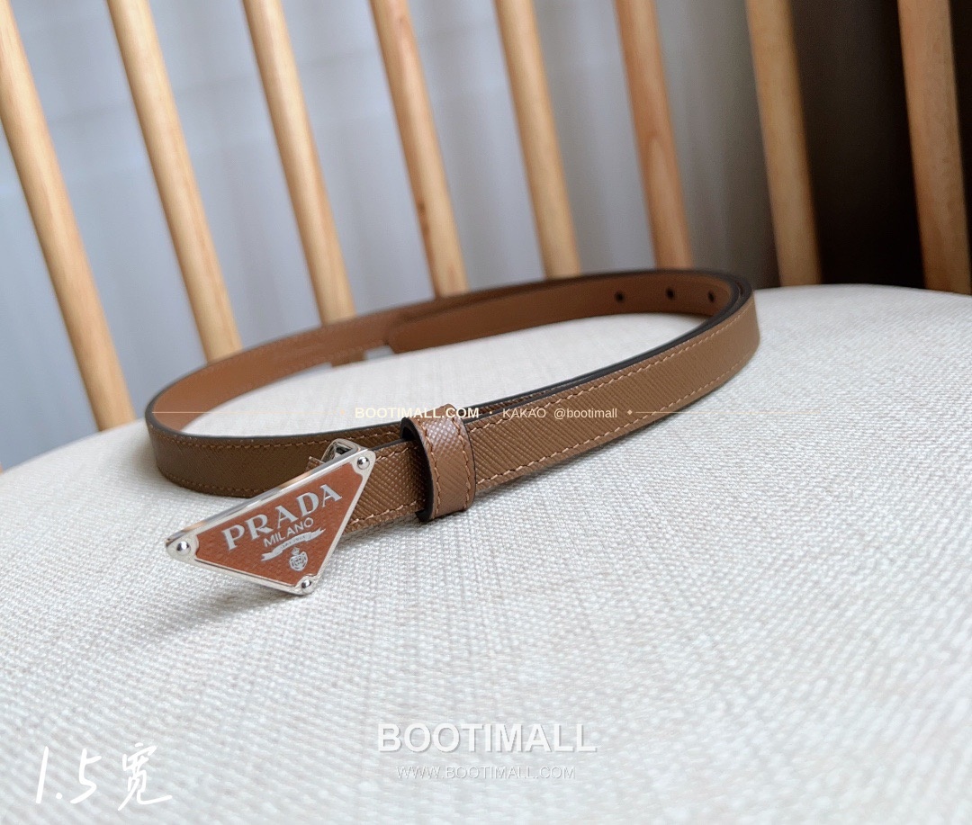 프라다 사피아노 레더 트라이앵글 버클 슬림 벨트 Prada Saffiano Leather Triangle Buckle Slim Belt 1.5cm 1