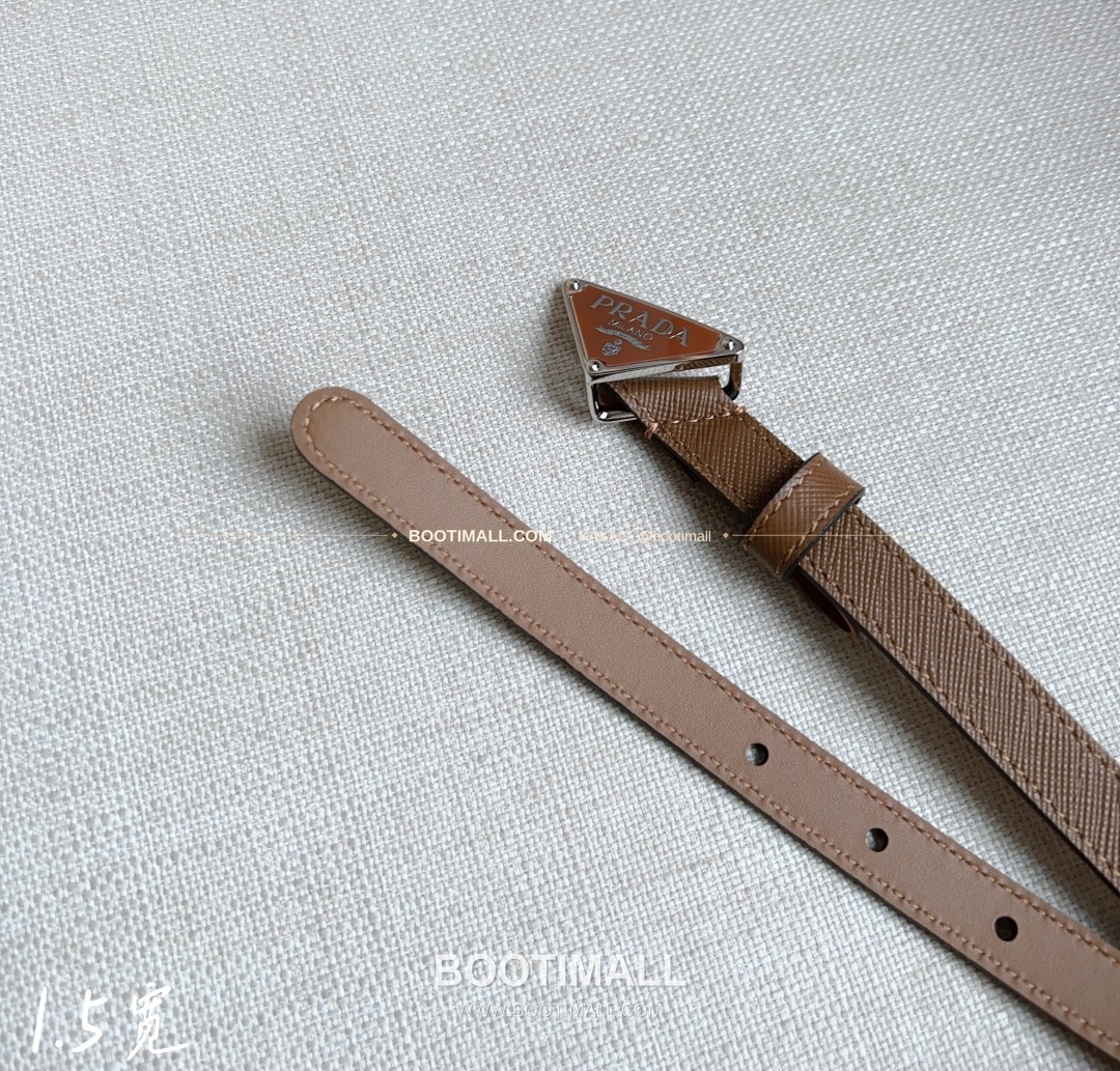 프라다 사피아노 레더 트라이앵글 버클 슬림 벨트 Prada Saffiano Leather Triangle Buckle Slim Belt 1.5cm 5