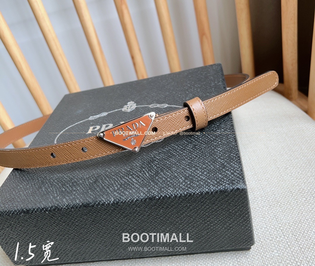 프라다 사피아노 레더 트라이앵글 버클 슬림 벨트 Prada Saffiano Leather Triangle Buckle Slim Belt 1.5cm 7