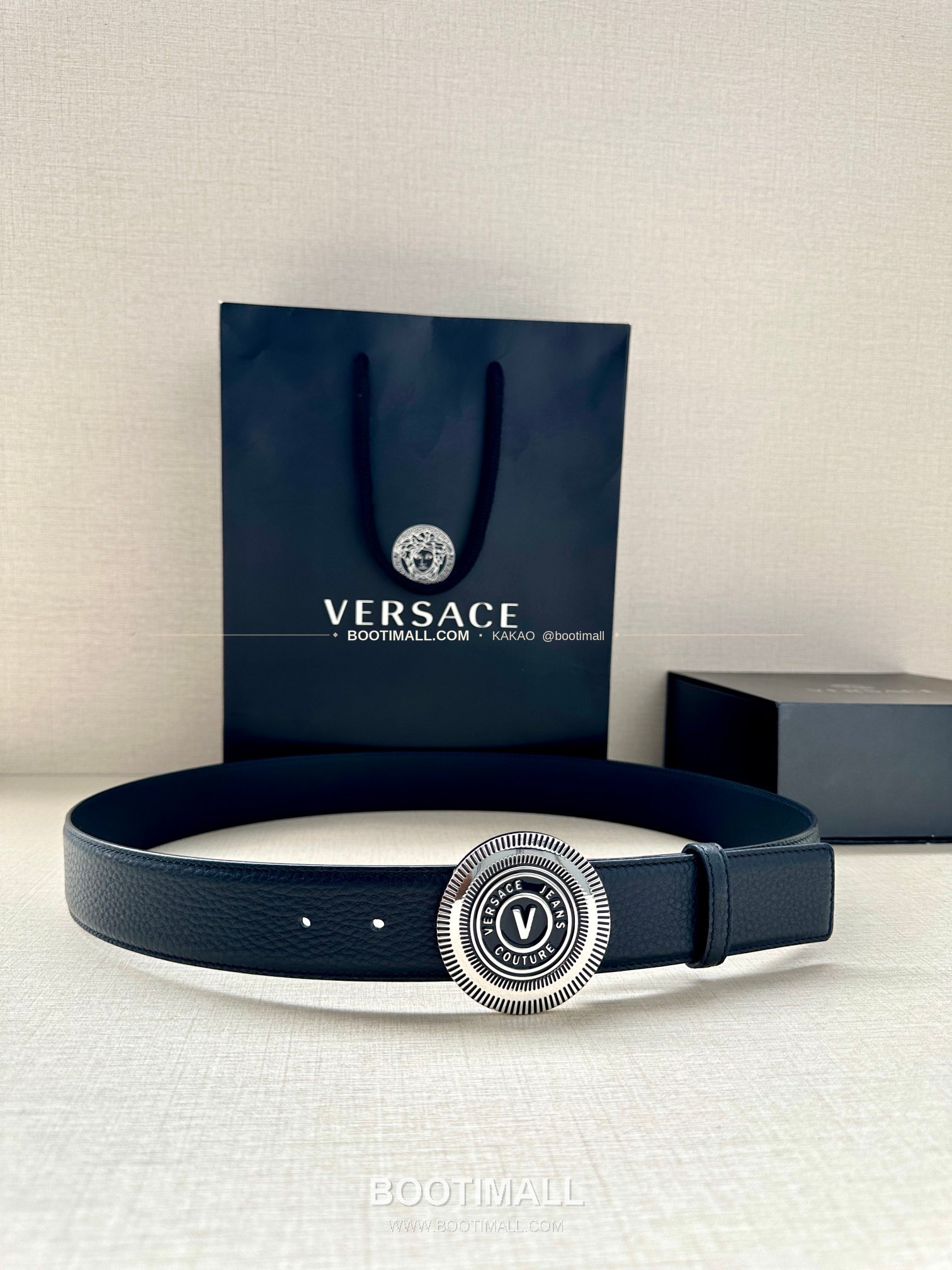 베르사체진쿠튀르 카프스킨 V 엠블럼 라그레카 플레이트 벨트 Versace Jeans Couture Calfskin V Emblem La Greca Plate Belt 3.8cm 1
