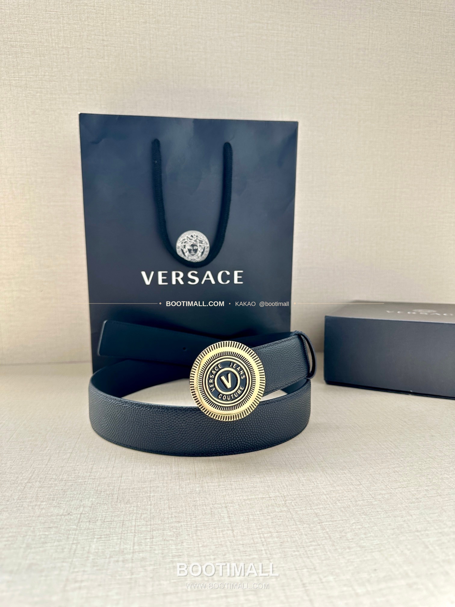 베르사체진쿠튀르 카프스킨 V 엠블럼 라그레카 플레이트 벨트 Versace Jeans Couture Calfskin V Emblem La Greca Plate Belt 3.8cm 9