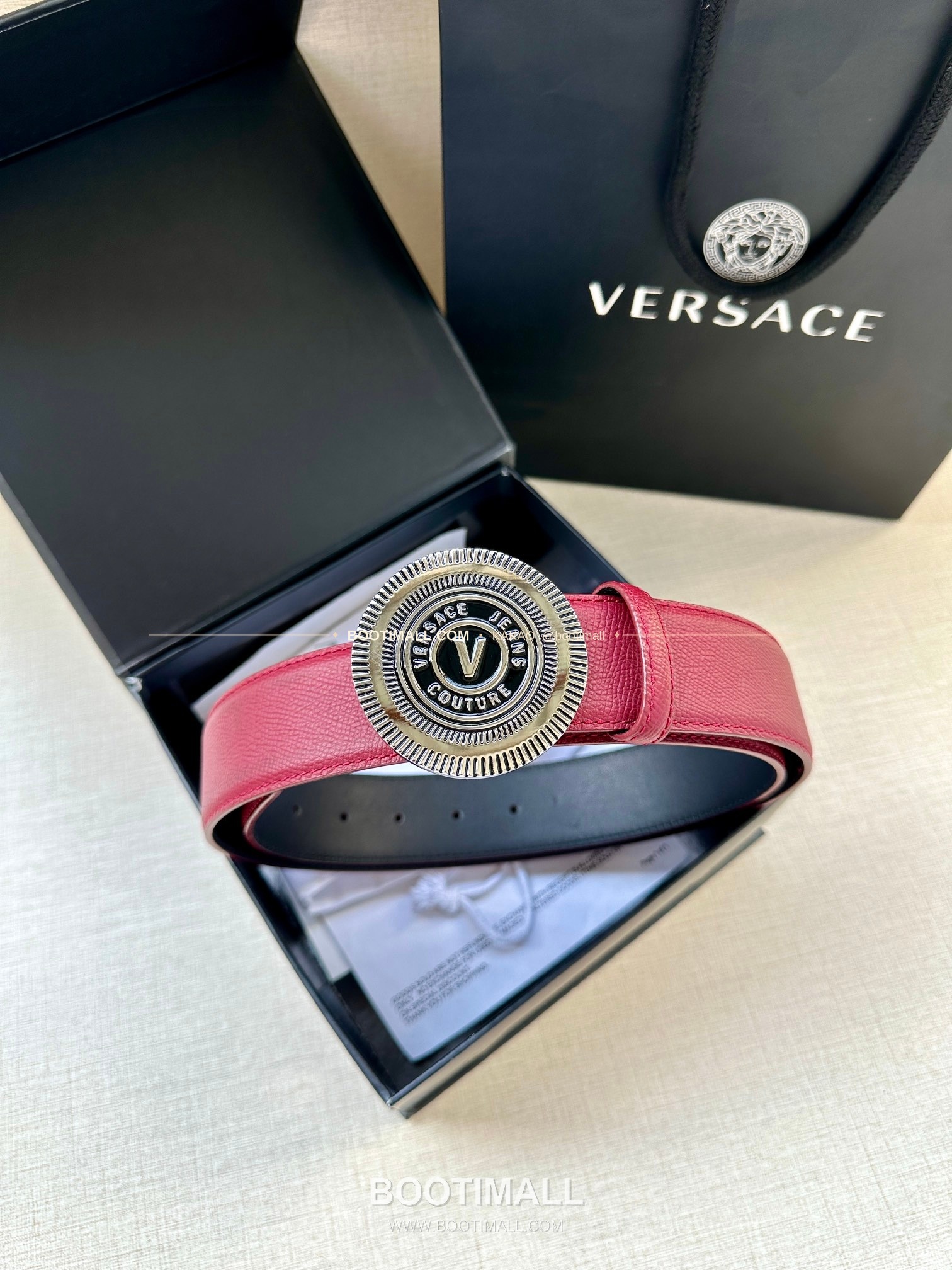 베르사체진쿠튀르 카프스킨 V 엠블럼 라그레카 플레이트 벨트 Versace Jeans Couture Calfskin V Emblem La Greca Plate Belt 3.8cm 9