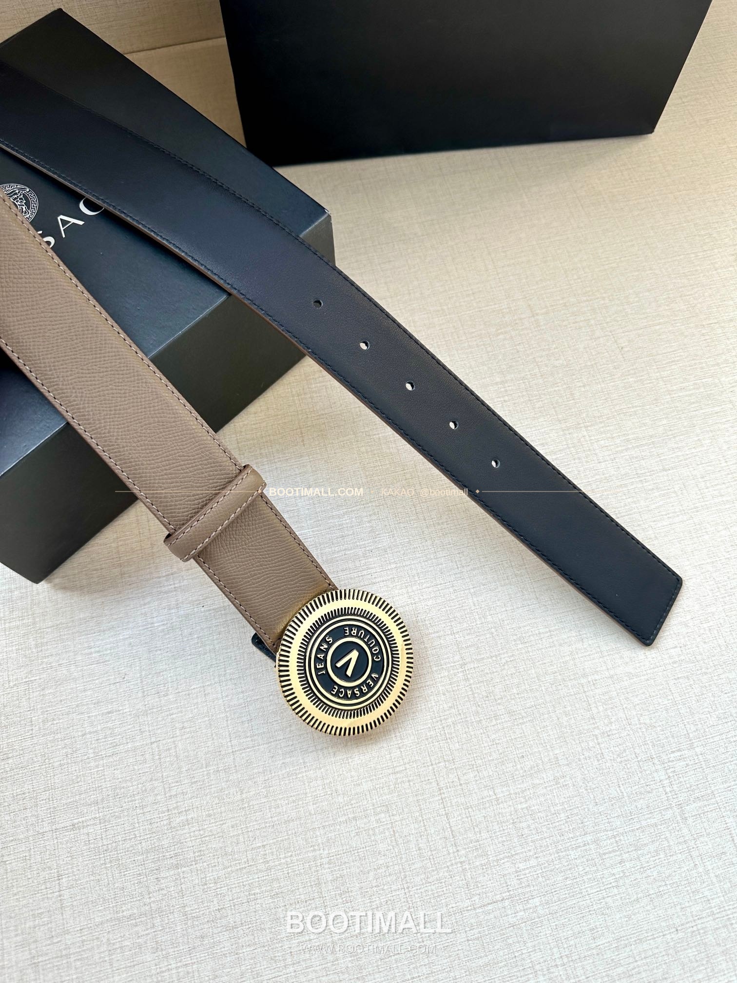 베르사체진쿠튀르 카프스킨 V 엠블럼 라그레카 플레이트 벨트 Versace Jeans Couture Calfskin V Emblem La Greca Plate Belt 3.8cm 7