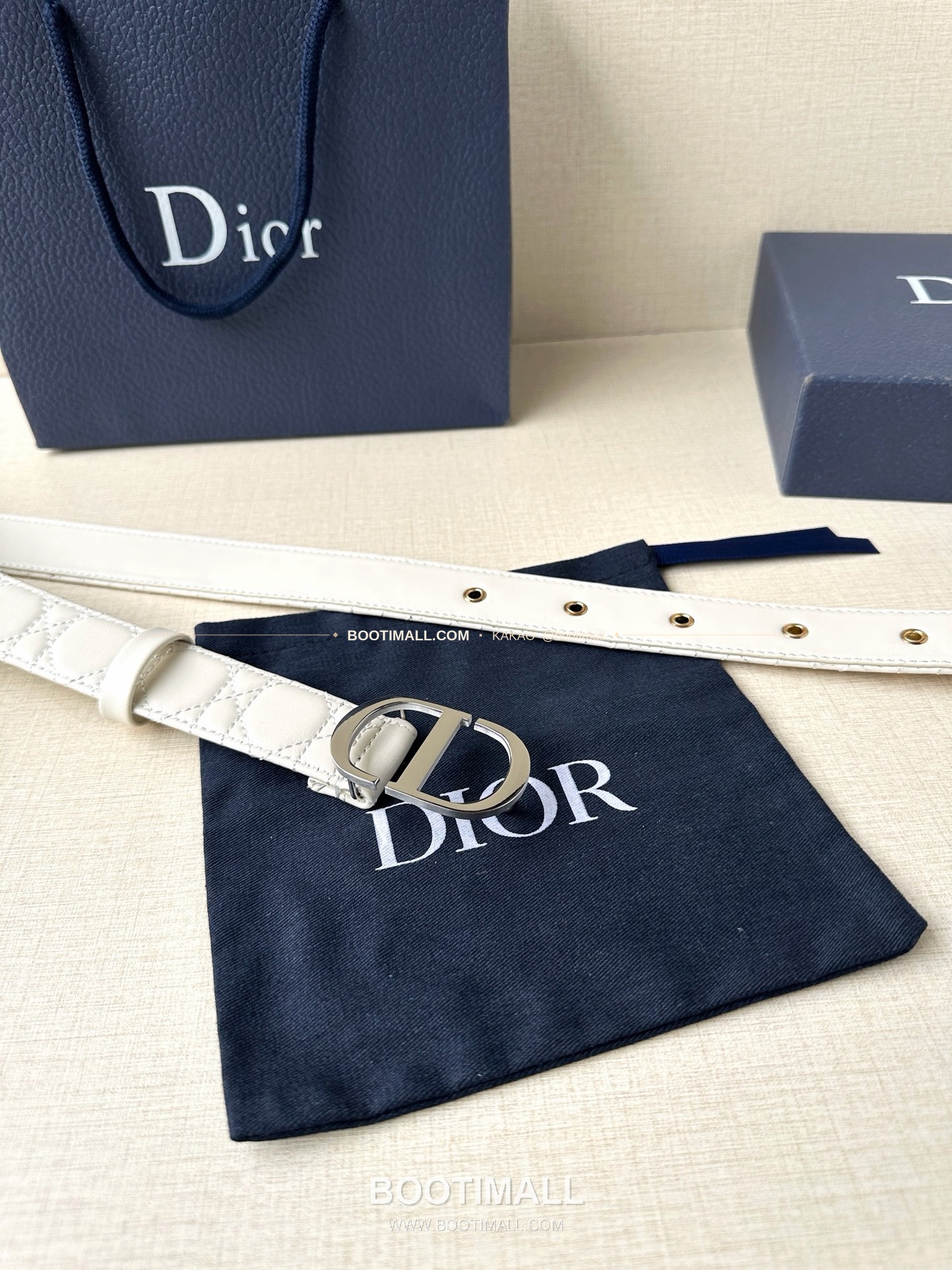 디올 30 몽테뉴 카프스킨 퀼팅 CD 버클 아이보리 벨트 Dior 30 Montaigne Calfskin Quilted CD Buckle Ivory Belt 3cm 4