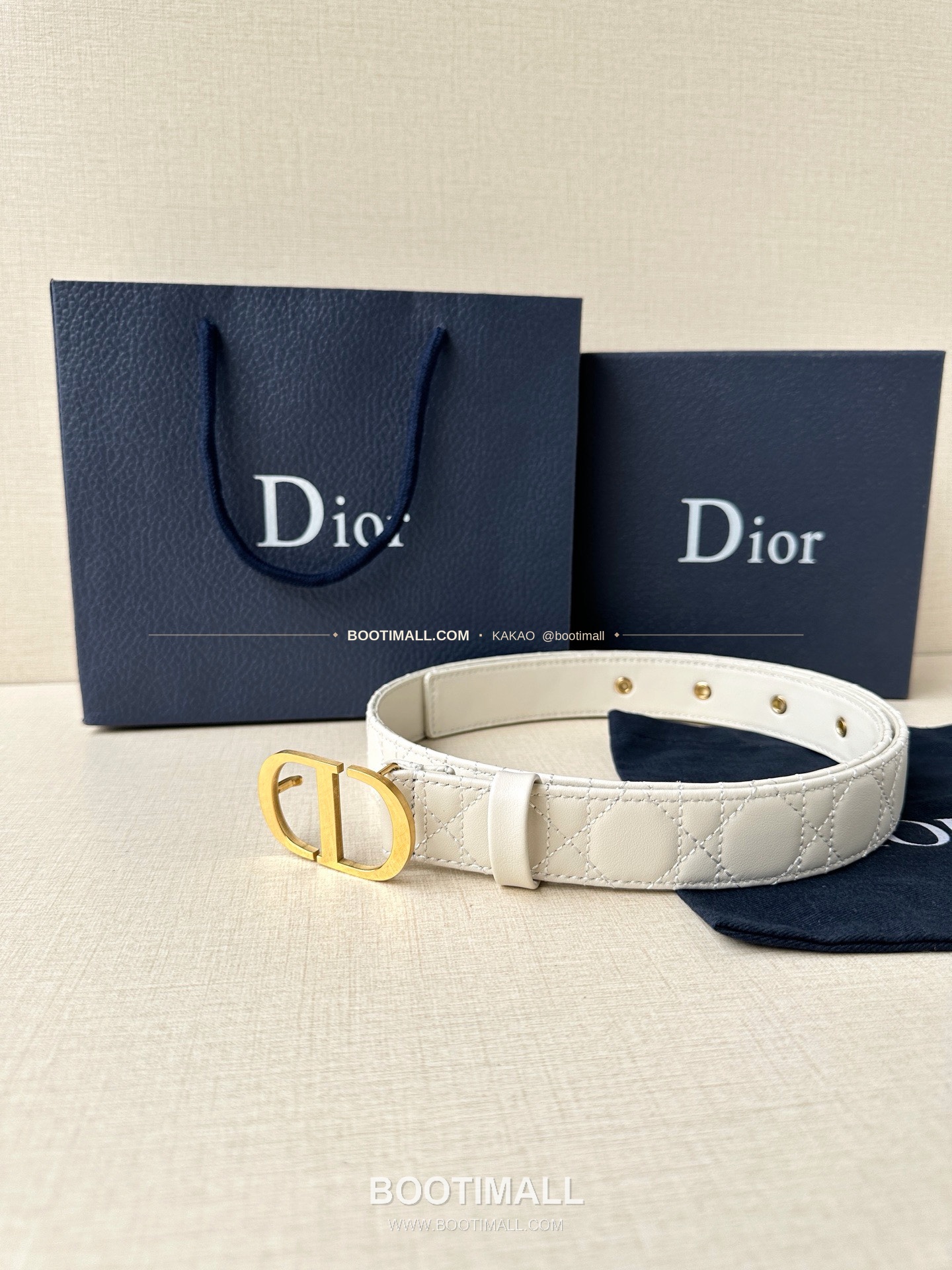 디올 30 몽테뉴 카프스킨 퀼팅 CD 버클 아이보리 벨트 Dior 30 Montaigne Calfskin Quilted CD Buckle Ivory Belt 3cm 4