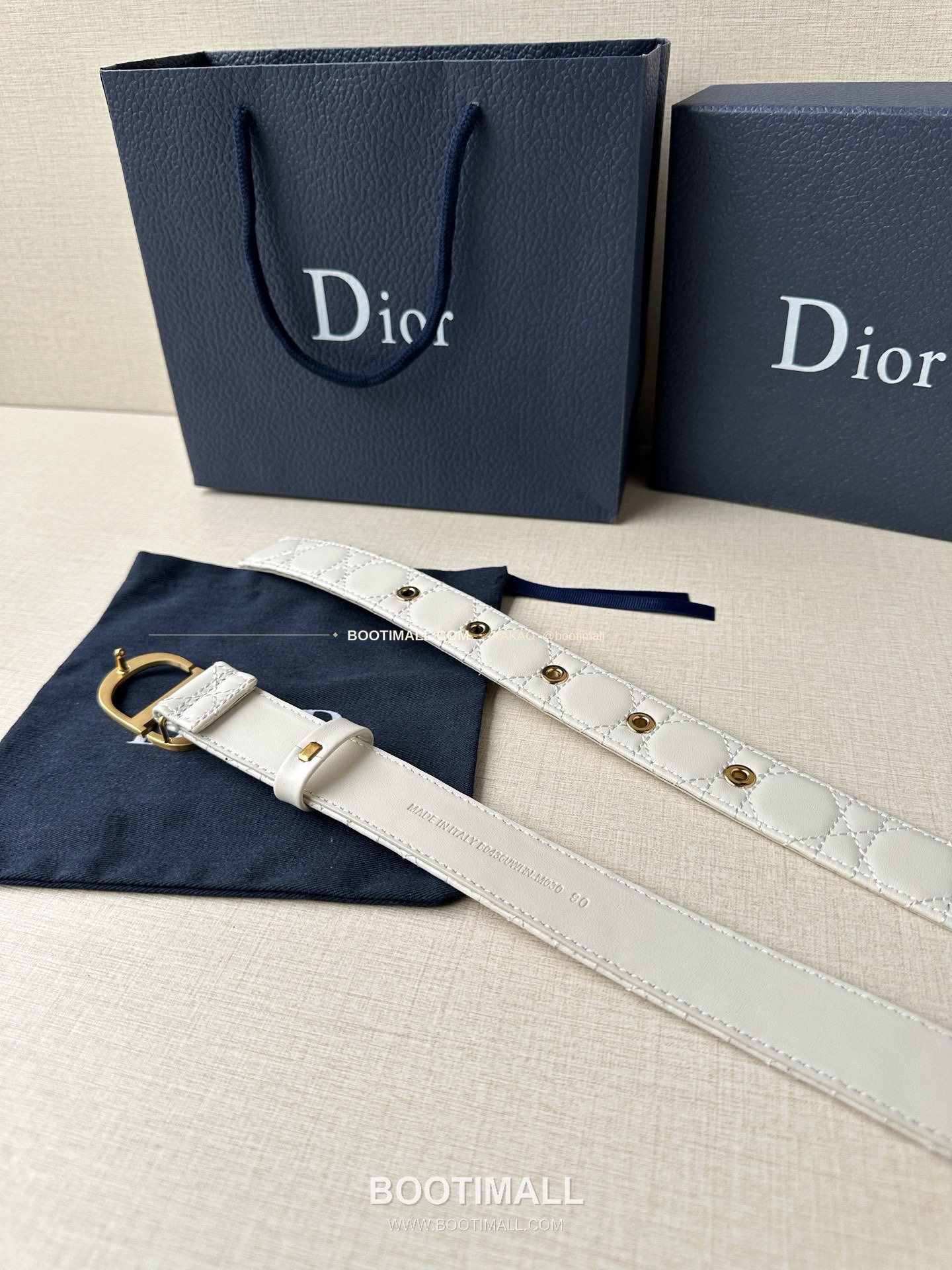 디올 30 몽테뉴 카프스킨 퀼팅 CD 버클 아이보리 벨트 Dior 30 Montaigne Calfskin Quilted CD Buckle Ivory Belt 3cm 5