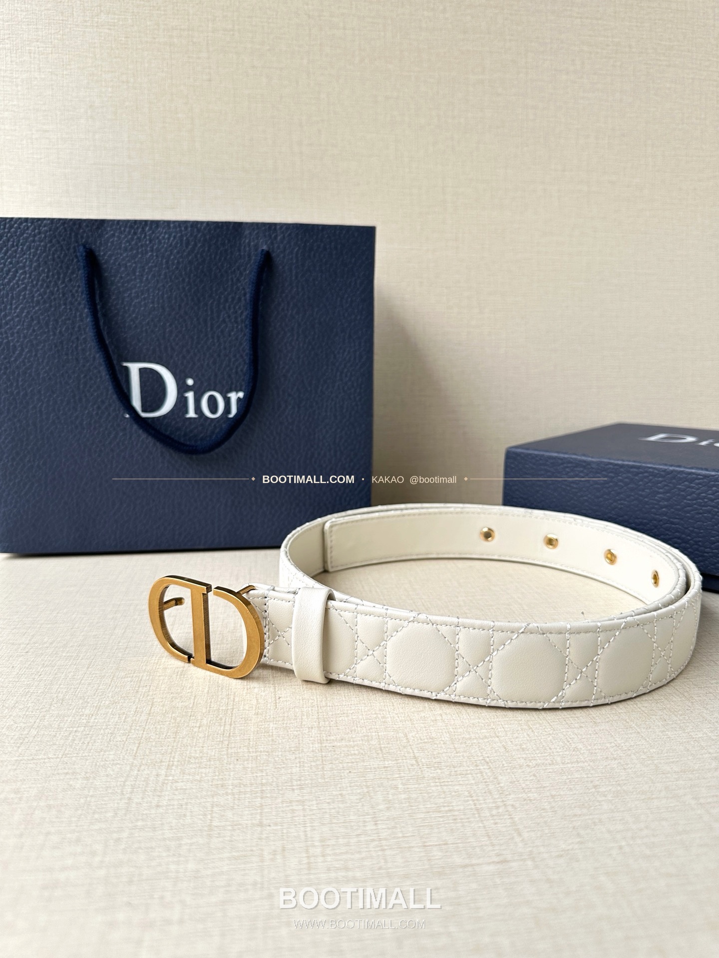 디올 30 몽테뉴 카프스킨 퀼팅 CD 버클 아이보리 벨트 Dior 30 Montaigne Calfskin Quilted CD Buckle Ivory Belt 3cm 4