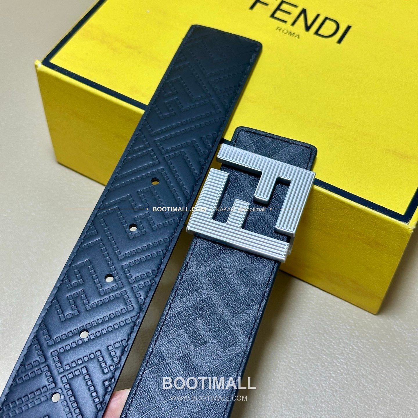펜디 쿠오이오 로마노 가죽 FF 캔버스 리버서블 더블링 벨트 Fendi Cuoio Romano Leather FF Canvas Reversible Double Ring Belt 4cm 4