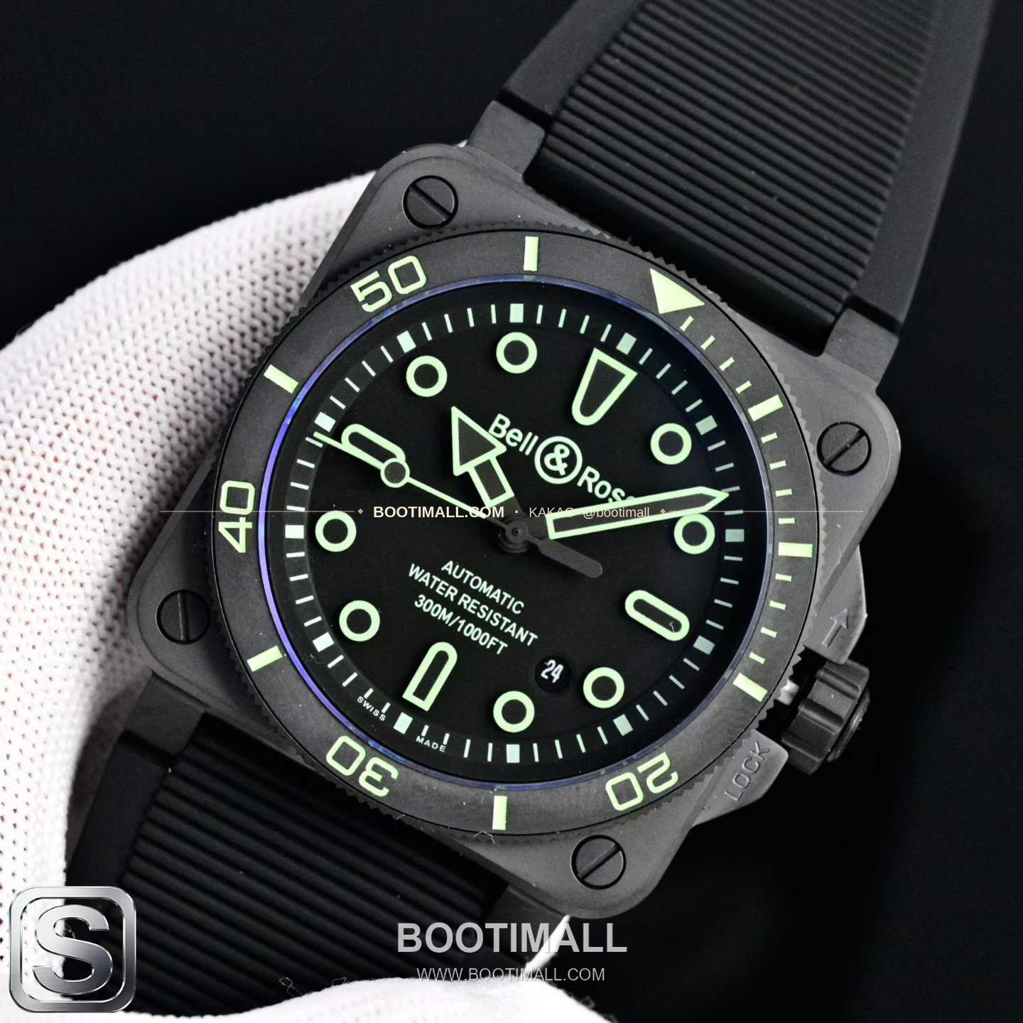 벨앤로스 BR03A 스틸 세라믹베젤 블랙다이얼 오토매틱 Bell&Ross BR03A Steel Ceramic Bezel Black Dial Automatic BR03A 42mm 3
