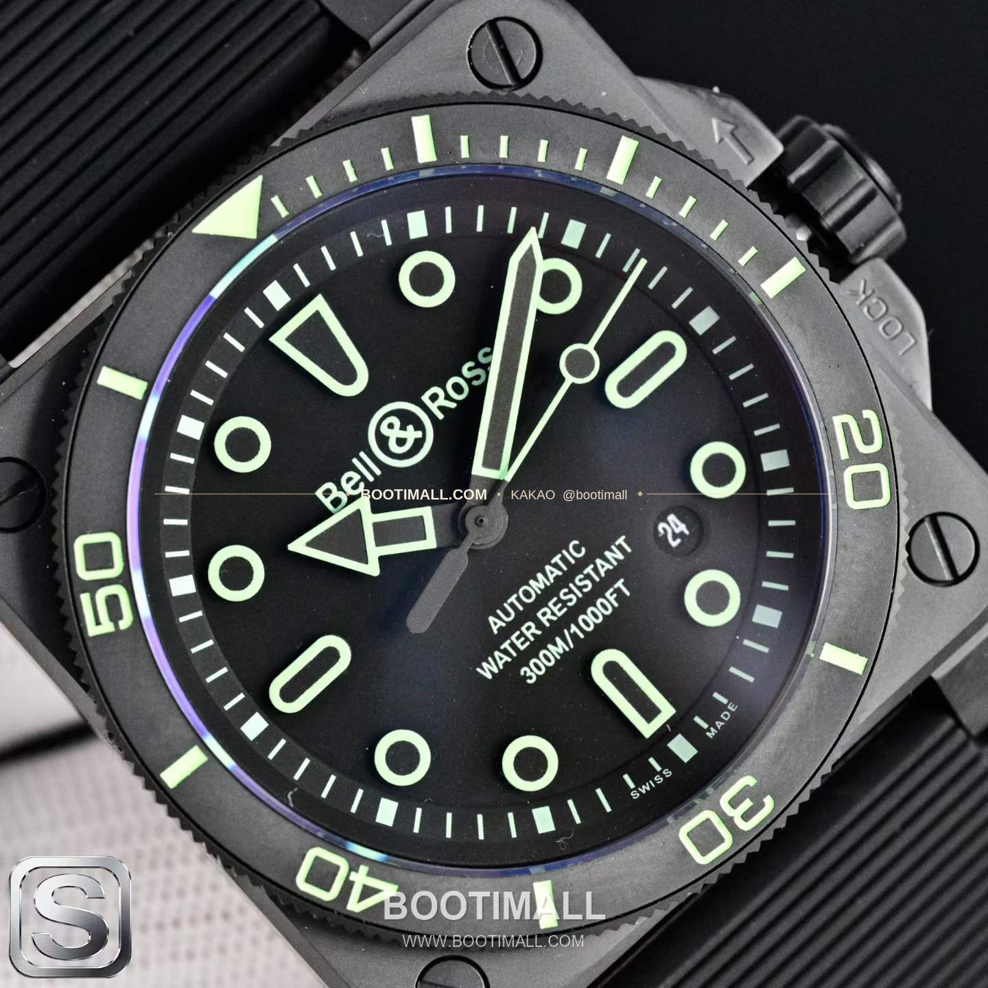 벨앤로스 BR03A 스틸 세라믹베젤 블랙다이얼 오토매틱 Bell&Ross BR03A Steel Ceramic Bezel Black Dial Automatic BR03A 42mm 4