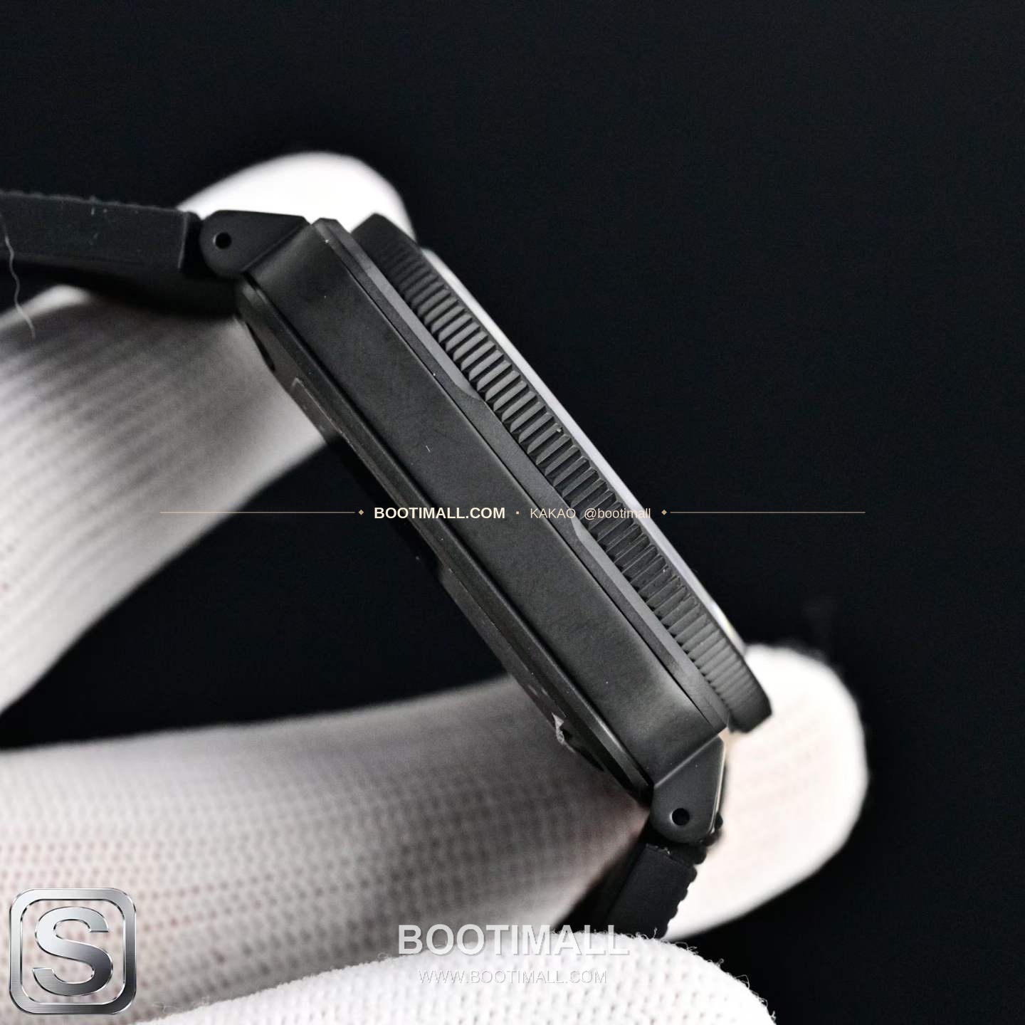벨앤로스 BR03A 스틸 세라믹베젤 블랙다이얼 오토매틱 Bell&Ross BR03A Steel Ceramic Bezel Black Dial Automatic BR03A 42mm 6