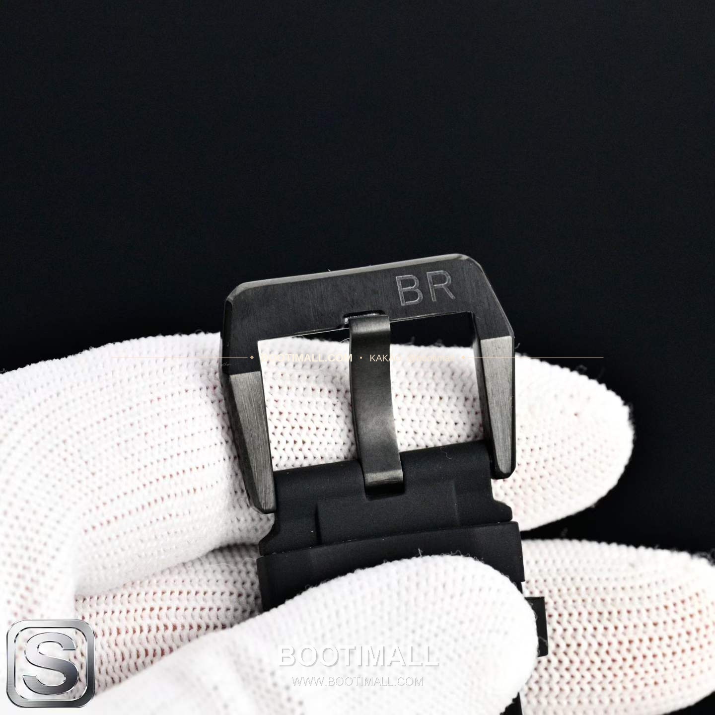 벨앤로스 BR03A 스틸 세라믹베젤 블랙다이얼 오토매틱 Bell&Ross BR03A Steel Ceramic Bezel Black Dial Automatic BR03A 42mm 8