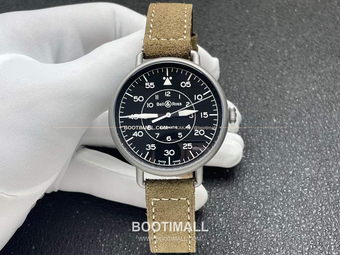 벨앤로스 빈티지 그레이PVD 스틸 블랙다이얼 오토매틱 Bell&Ross Vintage Grey PVD Steel Black Dial Automatic BRWW192-HER/SCA 45mm 1