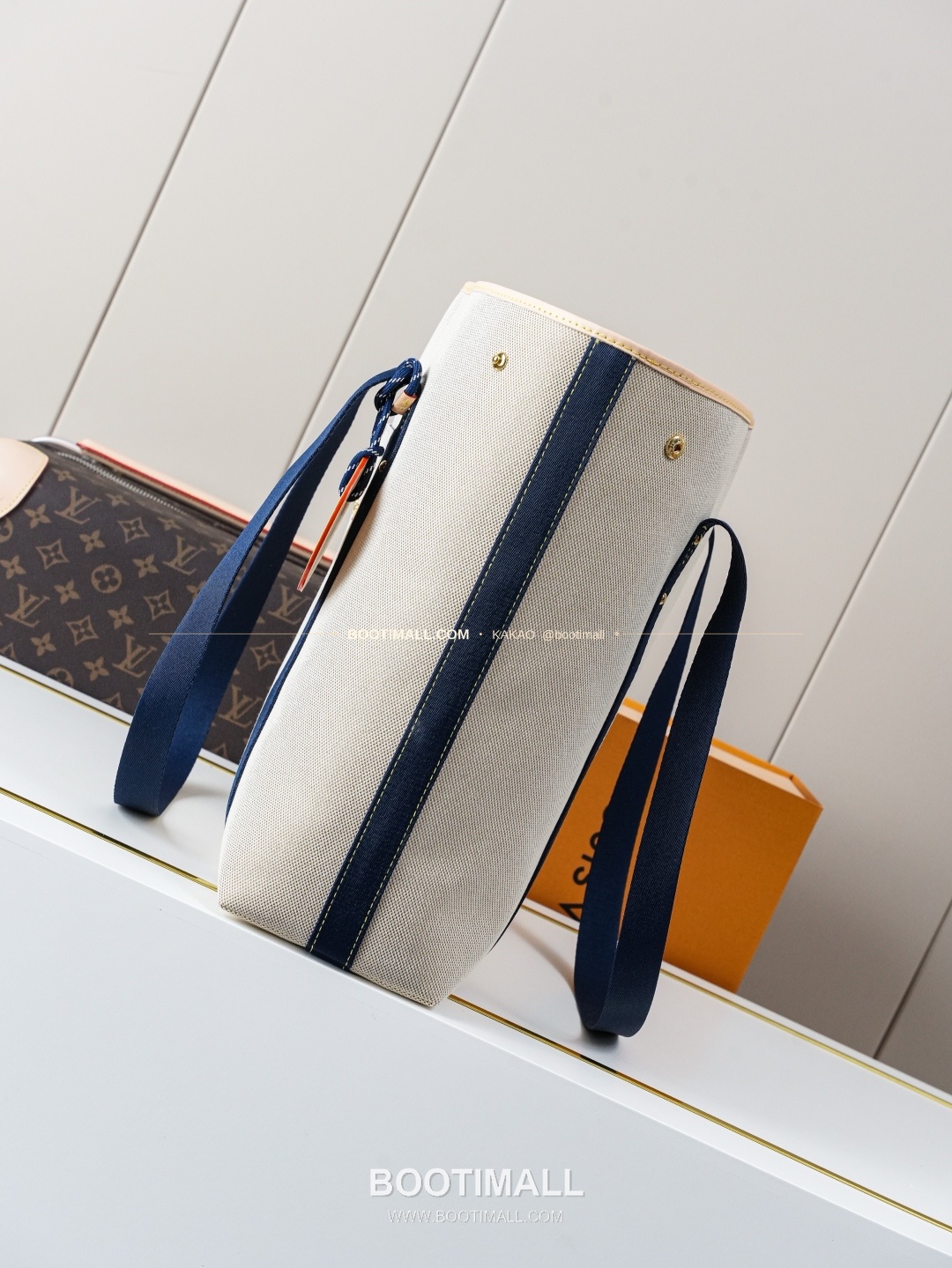 루이비통 에스칼 방수 코튼 투웨이 더플백 화이트 Louis Vuitton Escale Waterproof Cotton Duffle Bag White M28503 45cm 2