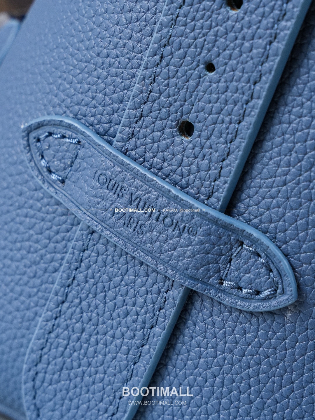 루이비통 로우키 그레인 카우하이드 버킷 숄더백 블루 Louis Vuitton Low Key Grained Cowhide Bucket Shoulder Bag Blue M27370 18cm 6