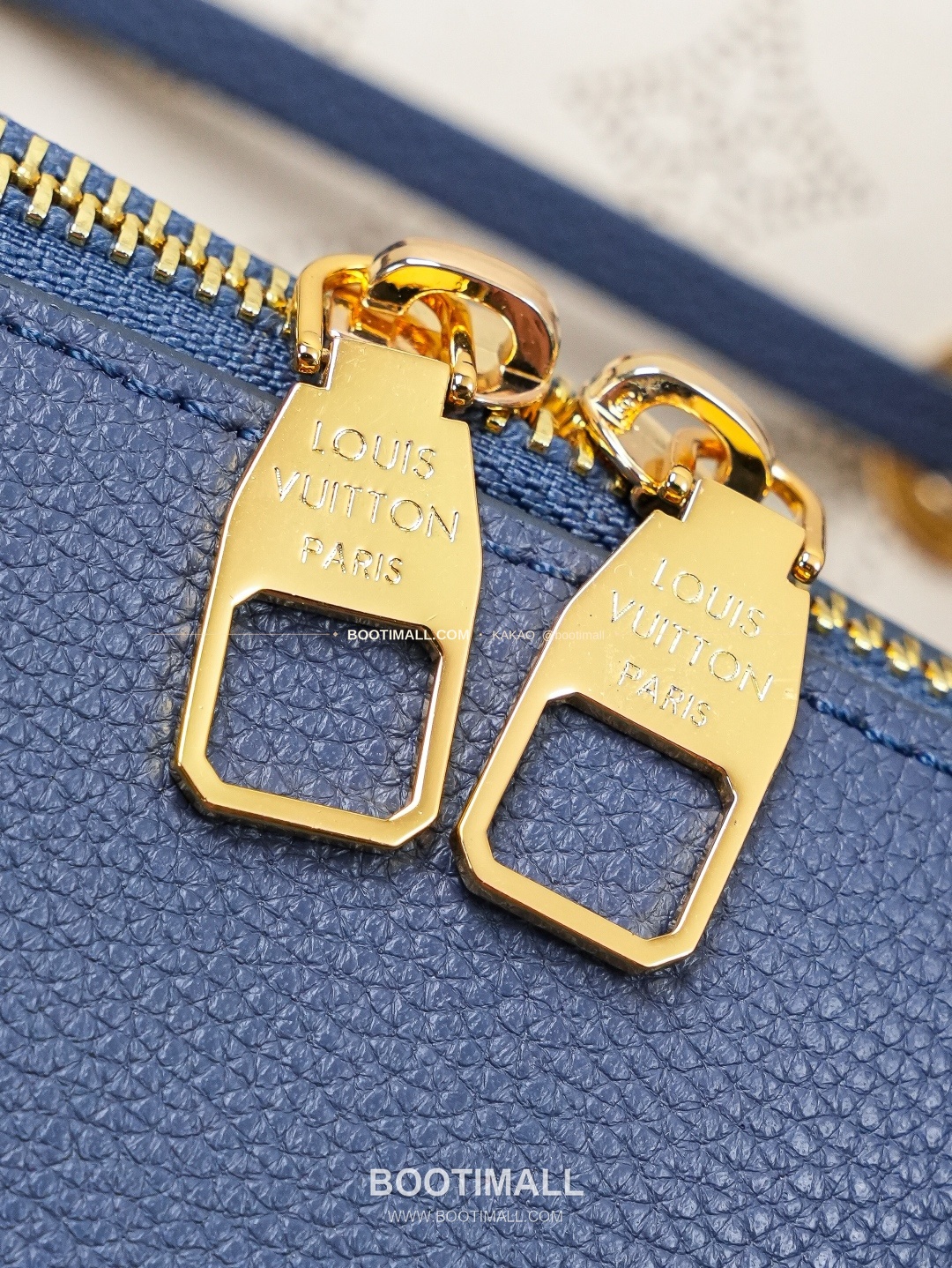 루이비통 벨라 펀칭 카우하이드 체인 토트백 블루 Louis Vuitton Bella Perforated Cowhide Chain Tote Bag Blue M14316 32cm 10