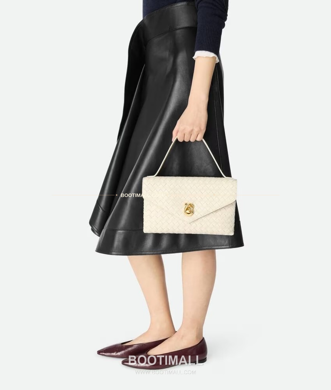 보테가베네타 2025SS 인트레치아토 노트락 체인 숄더백 Bottega Veneta 2025 SS Intrecciato Knot Lock Chain Shoulder Bag 7191 25cm 5