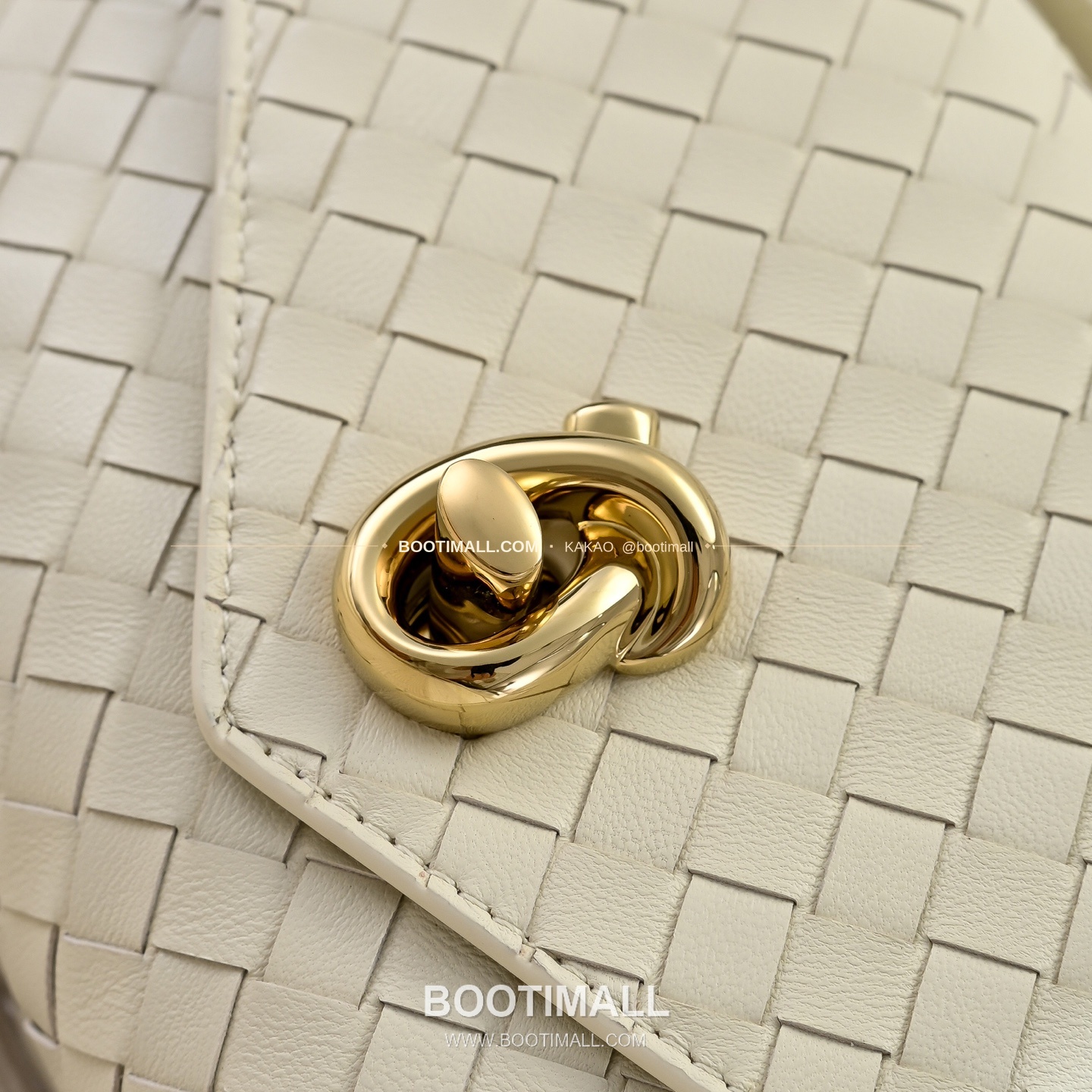 보테가베네타 2025SS 인트레치아토 노트락 체인 숄더백 Bottega Veneta 2025 SS Intrecciato Knot Lock Chain Shoulder Bag 7191 25cm 10