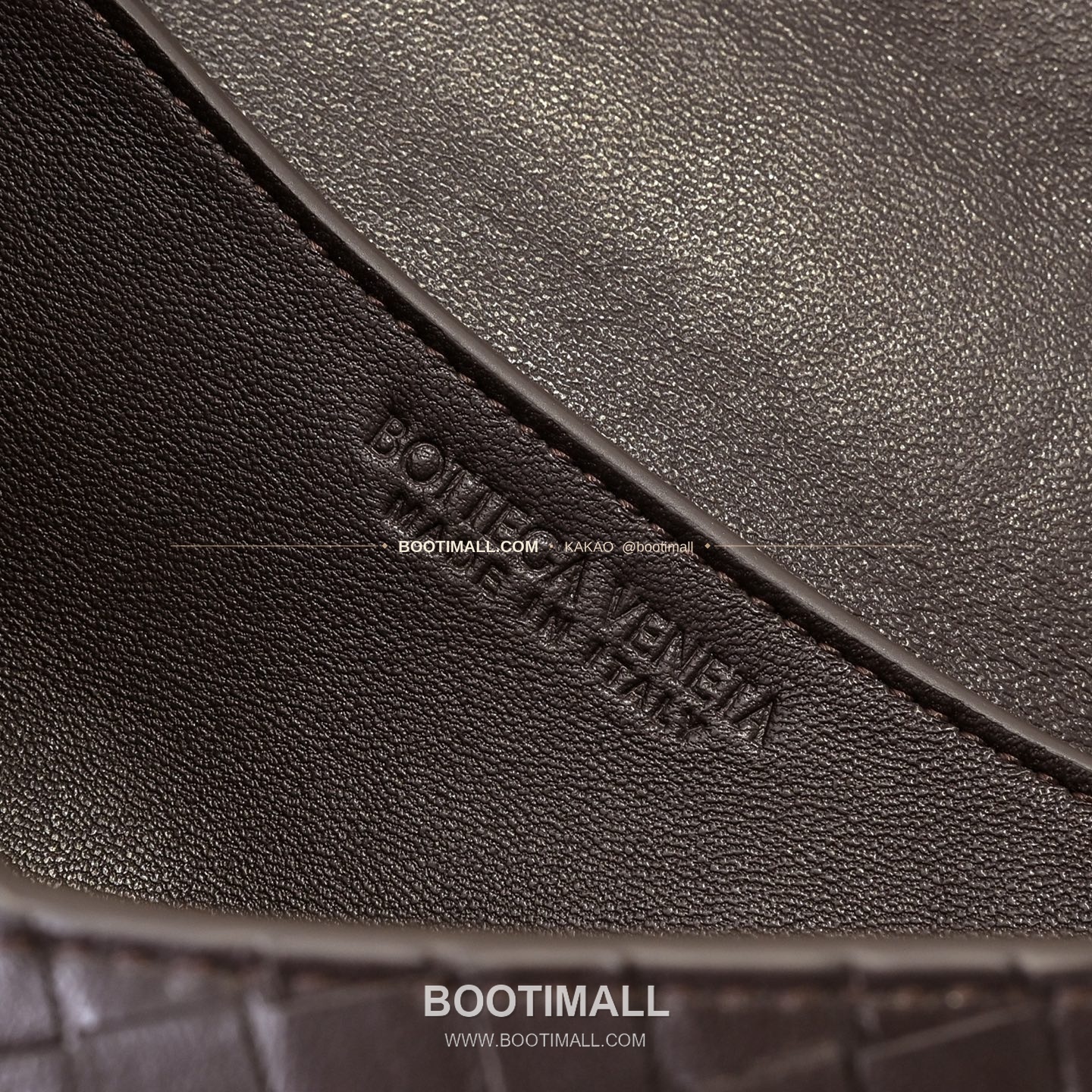 보테가베네타 2025SS 인트레치아토 노트락 체인 숄더백 Bottega Veneta 2025 SS Intrecciato Knot Lock Chain Shoulder Bag 7191 25cm 7