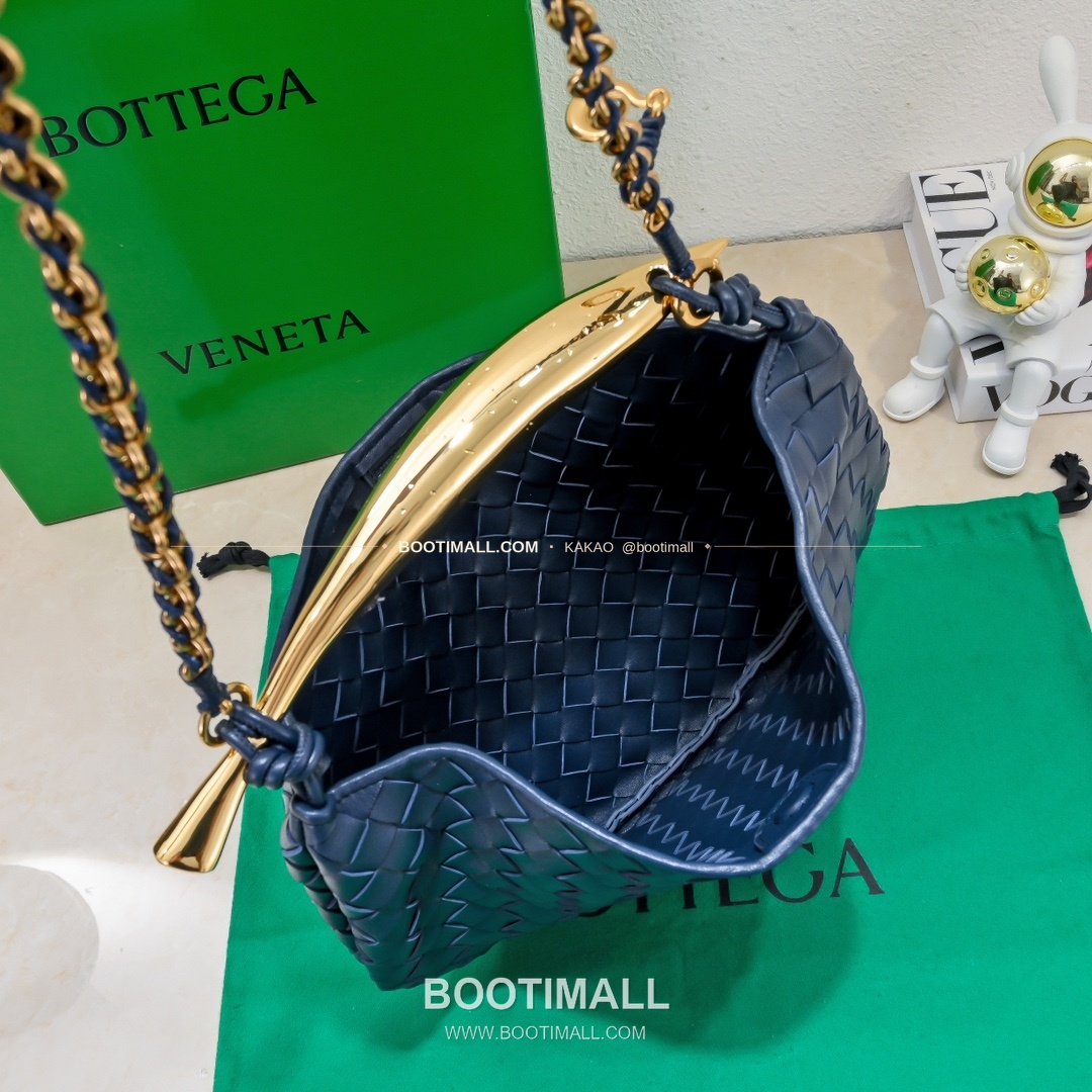 보테가베네타 2024SS 인트레치아토 사르디네 체인 숄더백 Bottega Veneta 2024 SS Intrecciato Sardine Chain Shoulder Bag 6768 33cm 7
