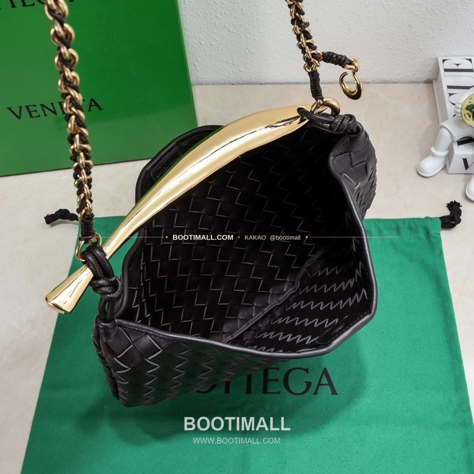 보테가베네타 2024SS 인트레치아토 사르디네 체인 숄더백 Bottega Veneta 2024 SS Intrecciato Sardine Chain Shoulder Bag 6768 33cm 5
