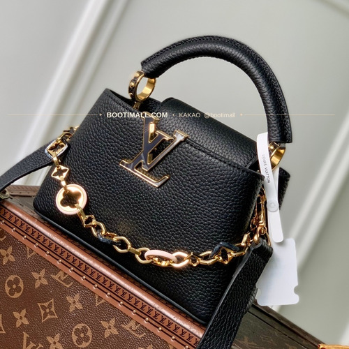루이비통 카퓌신 미니 타우릴론 레더 체인 디테일 블랙 토트백 Louis Vuitton Capucines Mini Taurillon Leather Chain Detail Black Top Handle Bag M14970 21cm
