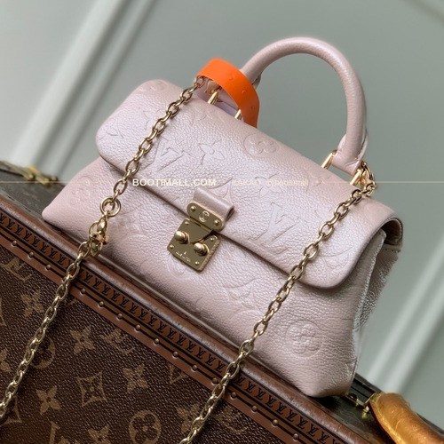 루이비통 나노 마들렌 엠프렝트 쉬머리 레더 S락 펄핑크 숄더백 Louis Vuitton Nano Madeleine Empreinte Shimmery Leather S-Lock Pearl Pink Shoulder Bag M27043 21cm